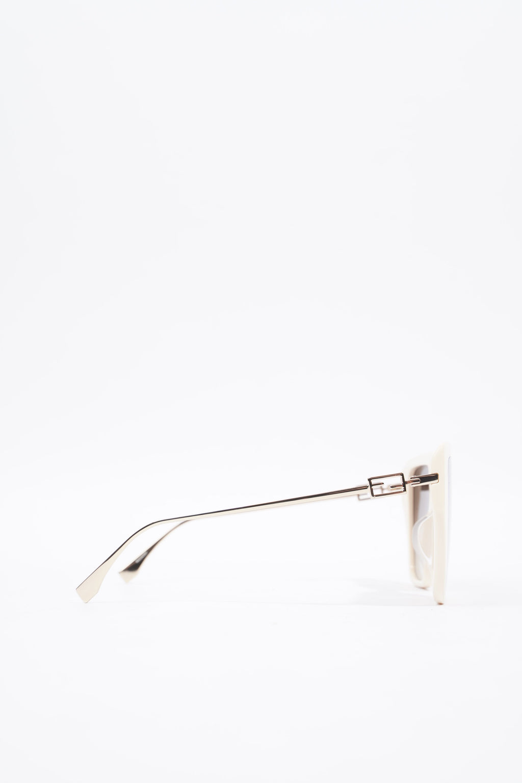 Fendi Baguette Oversized Sunglasses Ivory / Silver Acetate 55mm 18mm