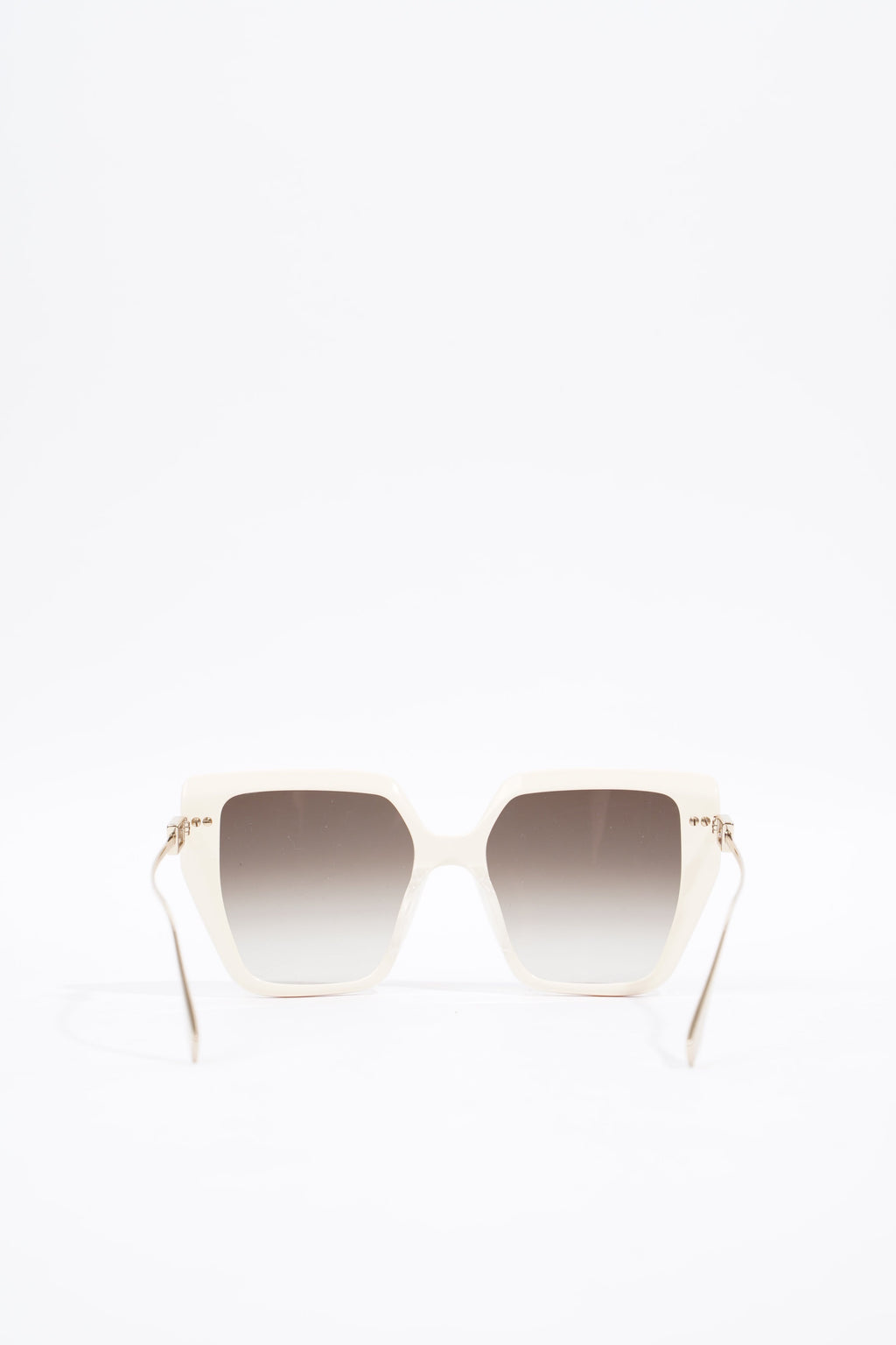 Fendi Baguette Oversized Sunglasses Ivory / Silver Acetate 55mm 18mm