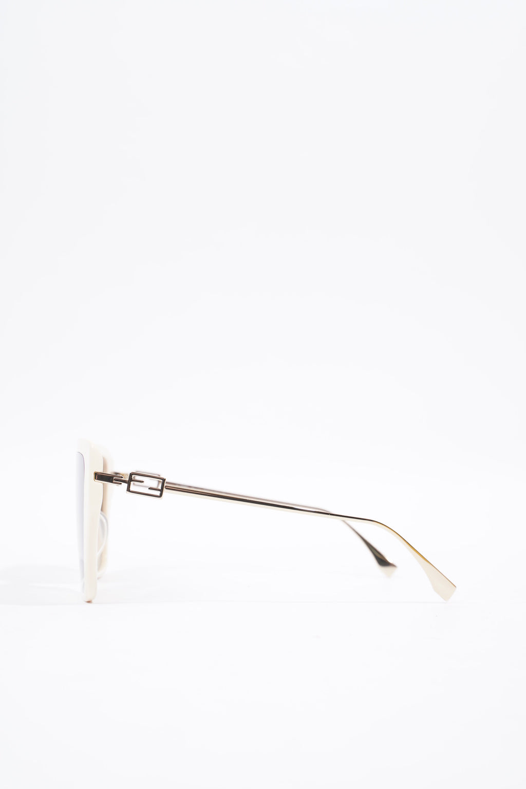 Fendi Baguette Oversized Sunglasses Ivory / Silver Acetate 55mm 18mm