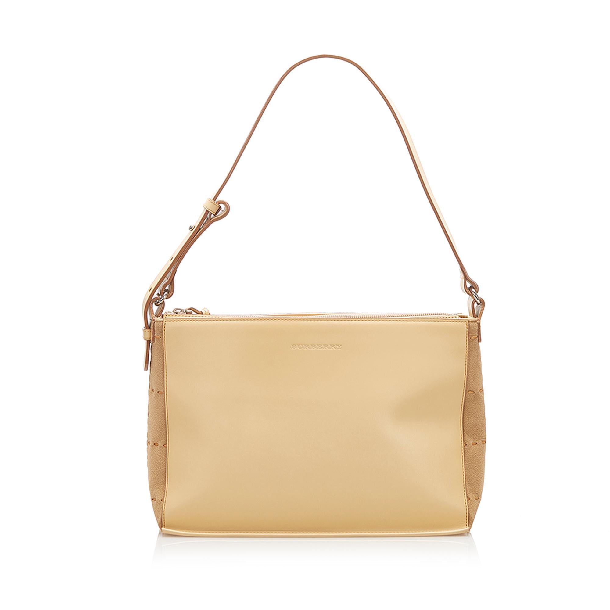 Burberry Leather Shoulder Bag (SHG-15795)