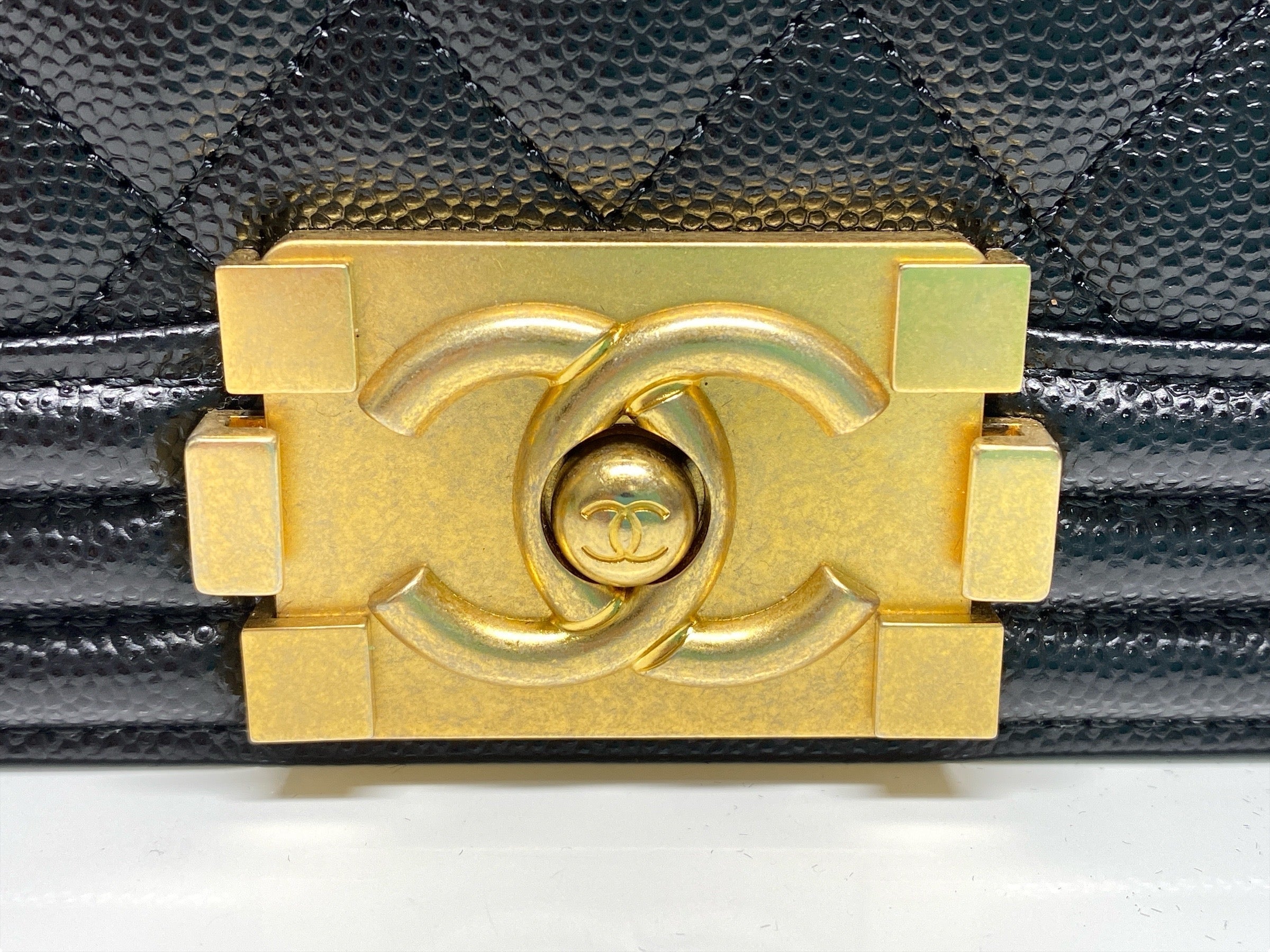Handbag Luxury Designer By Chanel  Size: Medium