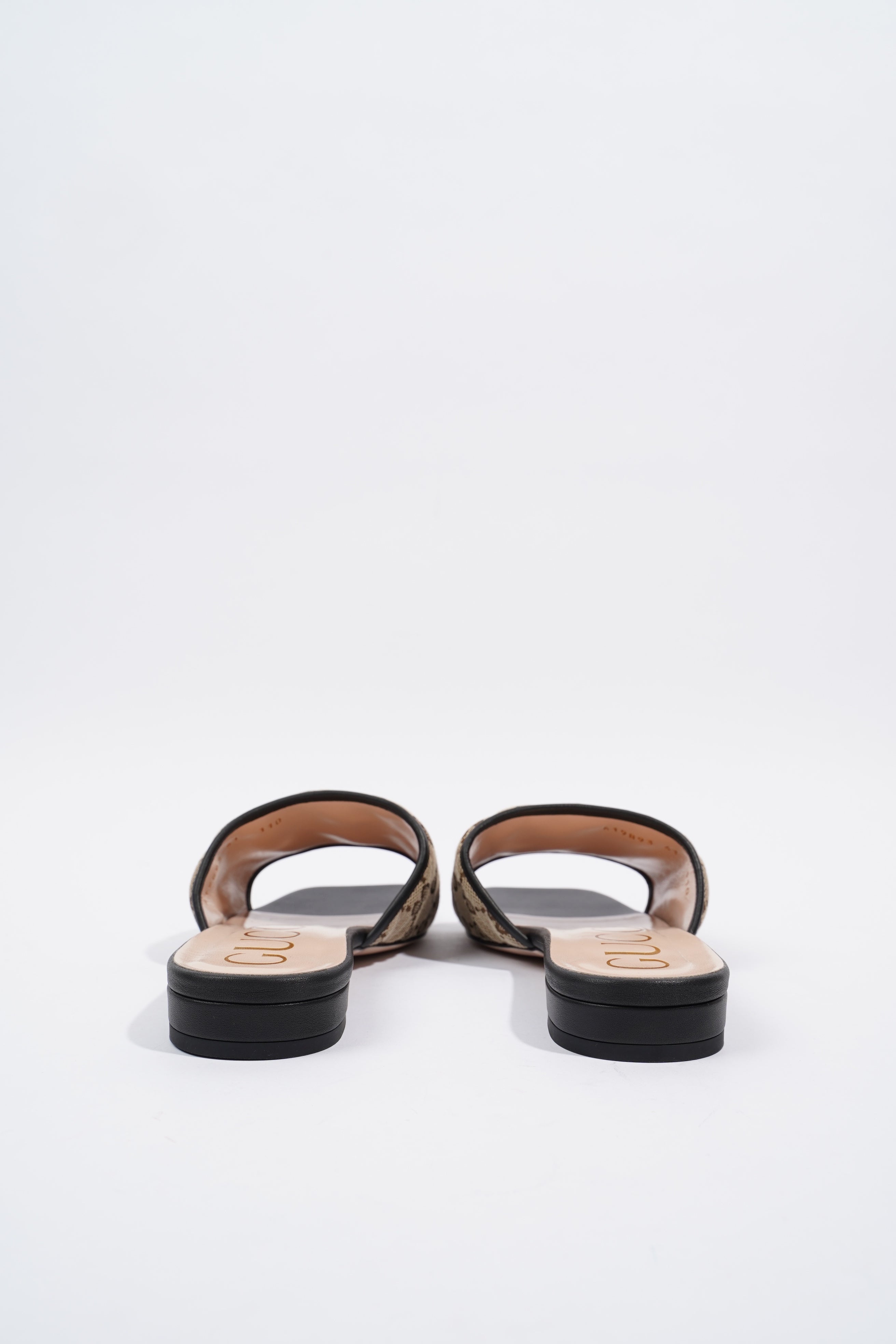 Gucci GG Matelasse Black / Black Canvas EU 41 UK 8