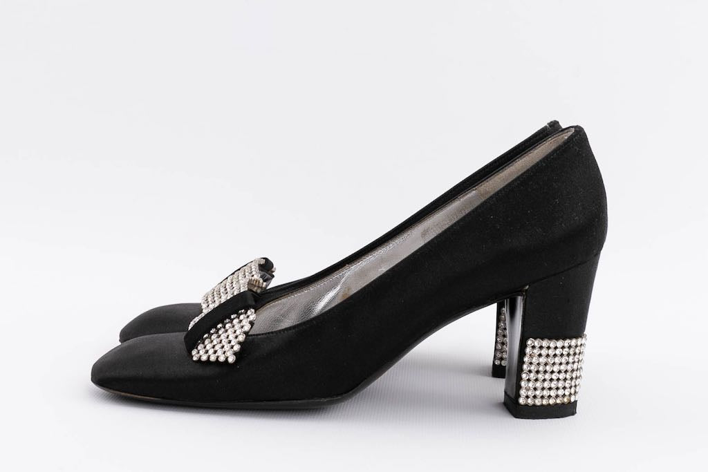Souliers strassés Christian Dior