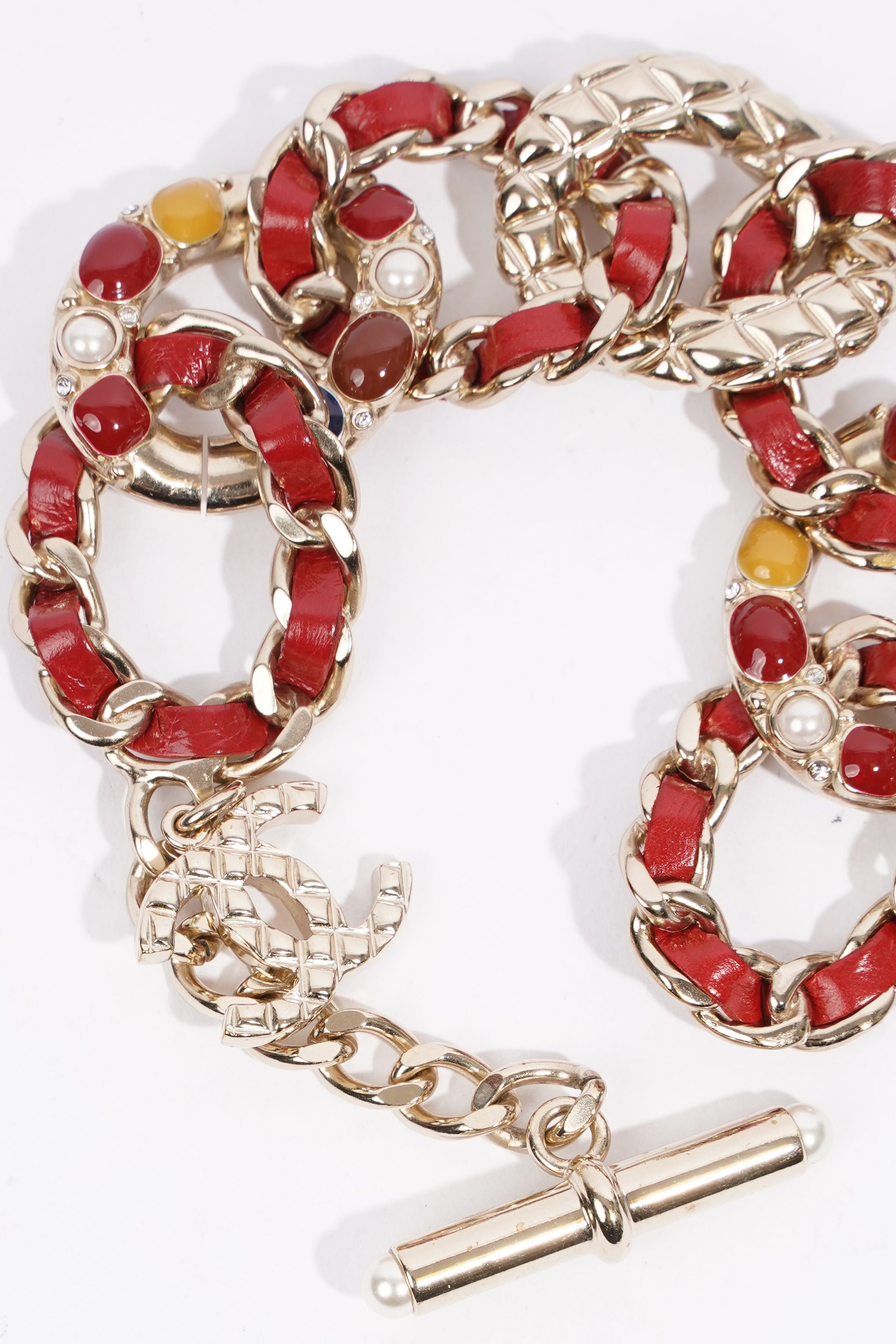 Chanel Interwoven Chain Link Bracelet Gold / Red Base Metal