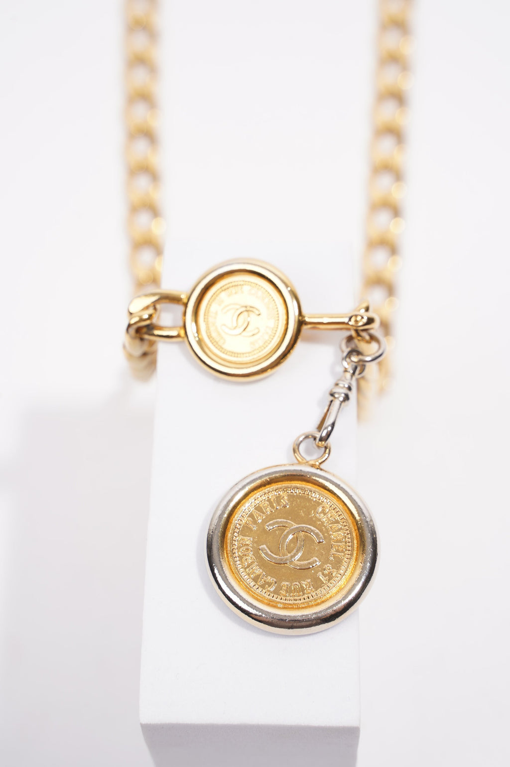 Chanel Vintage Medallion Belt Gold Base Metal