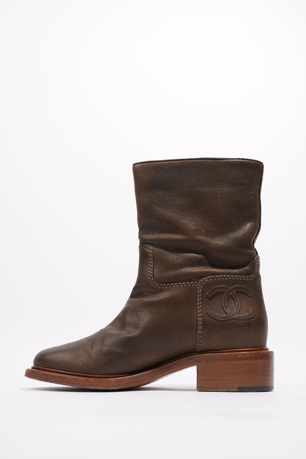 Chanel Boots Brown Calfskin Leather EU 38 UK 5