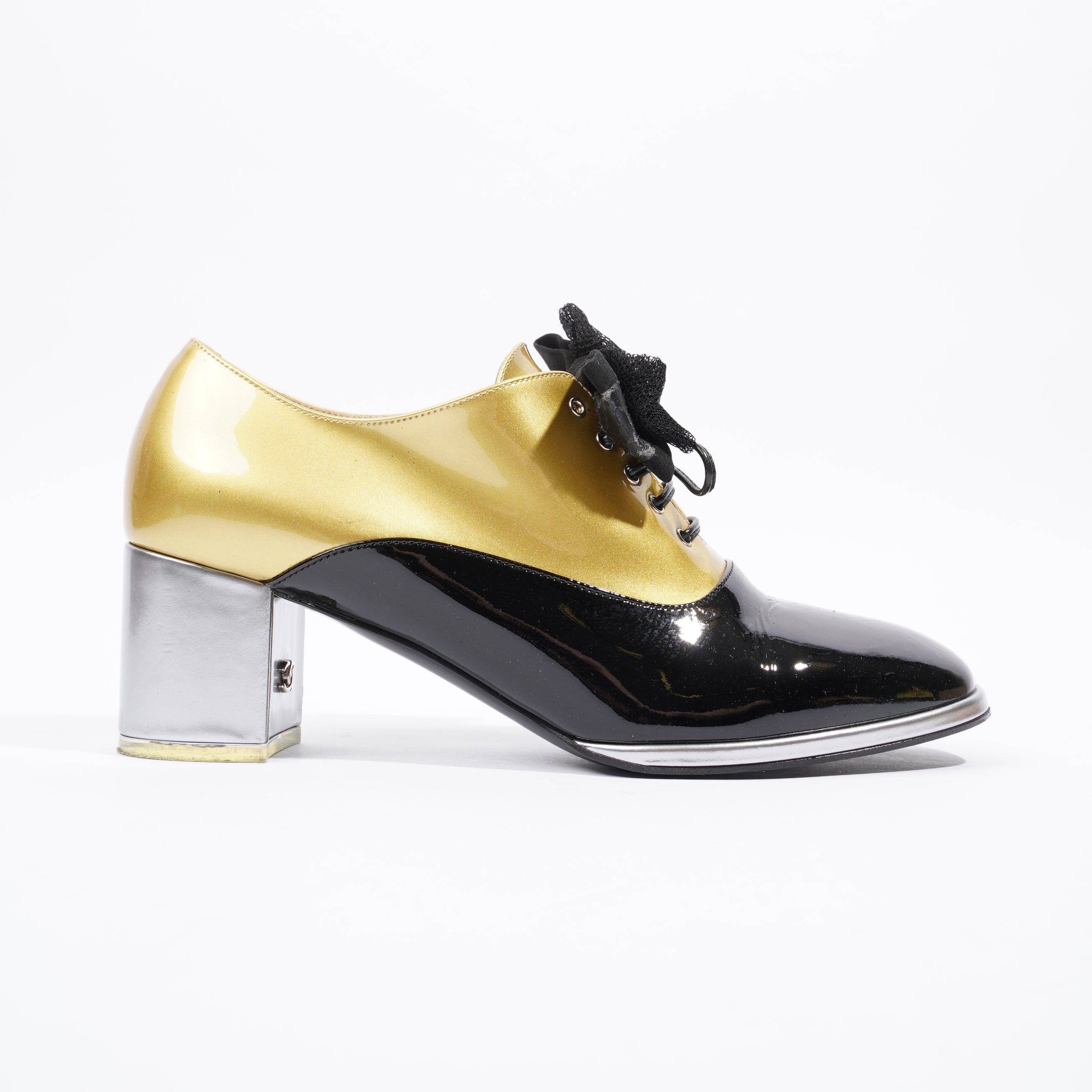 Chanel Oxford Pumps Gold / Black Patent Leather EU 38.5 UK 5.5