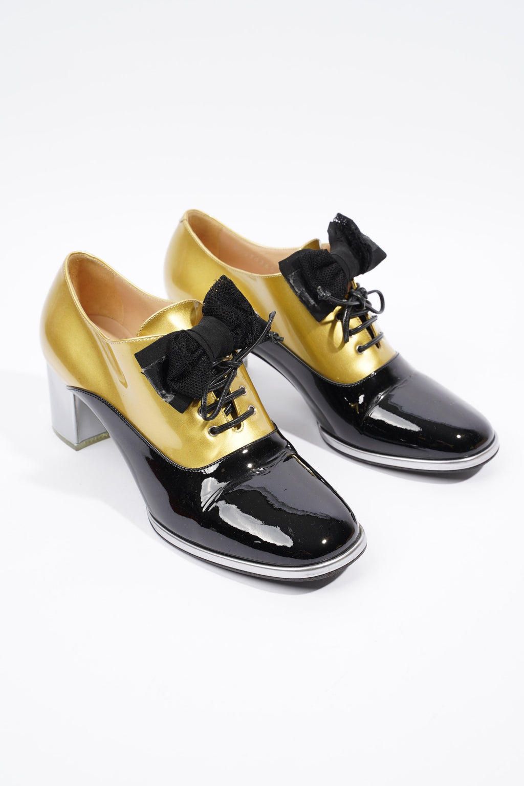 Chanel Oxford Pumps Gold / Black Patent Leather EU 38.5 UK 5.5