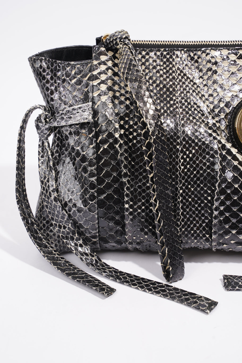 Gucci Hysteria Clutch Bag Black Python