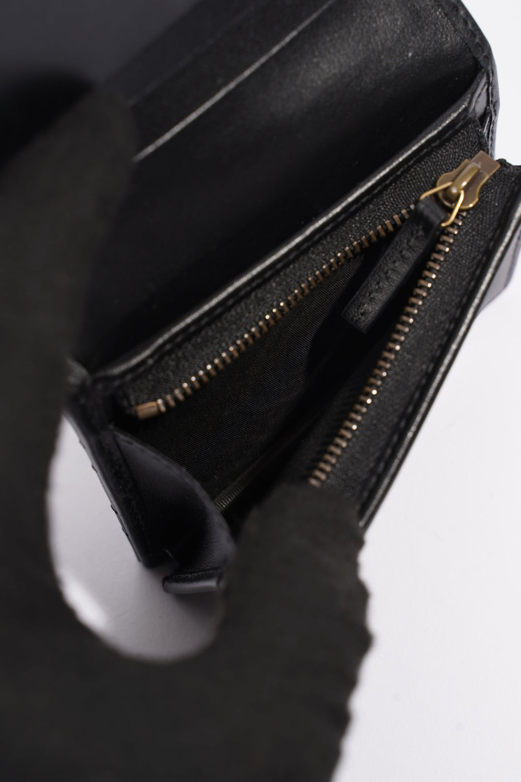 Gucci GG Marmont Card Case Wallet Black Matelasse Leather