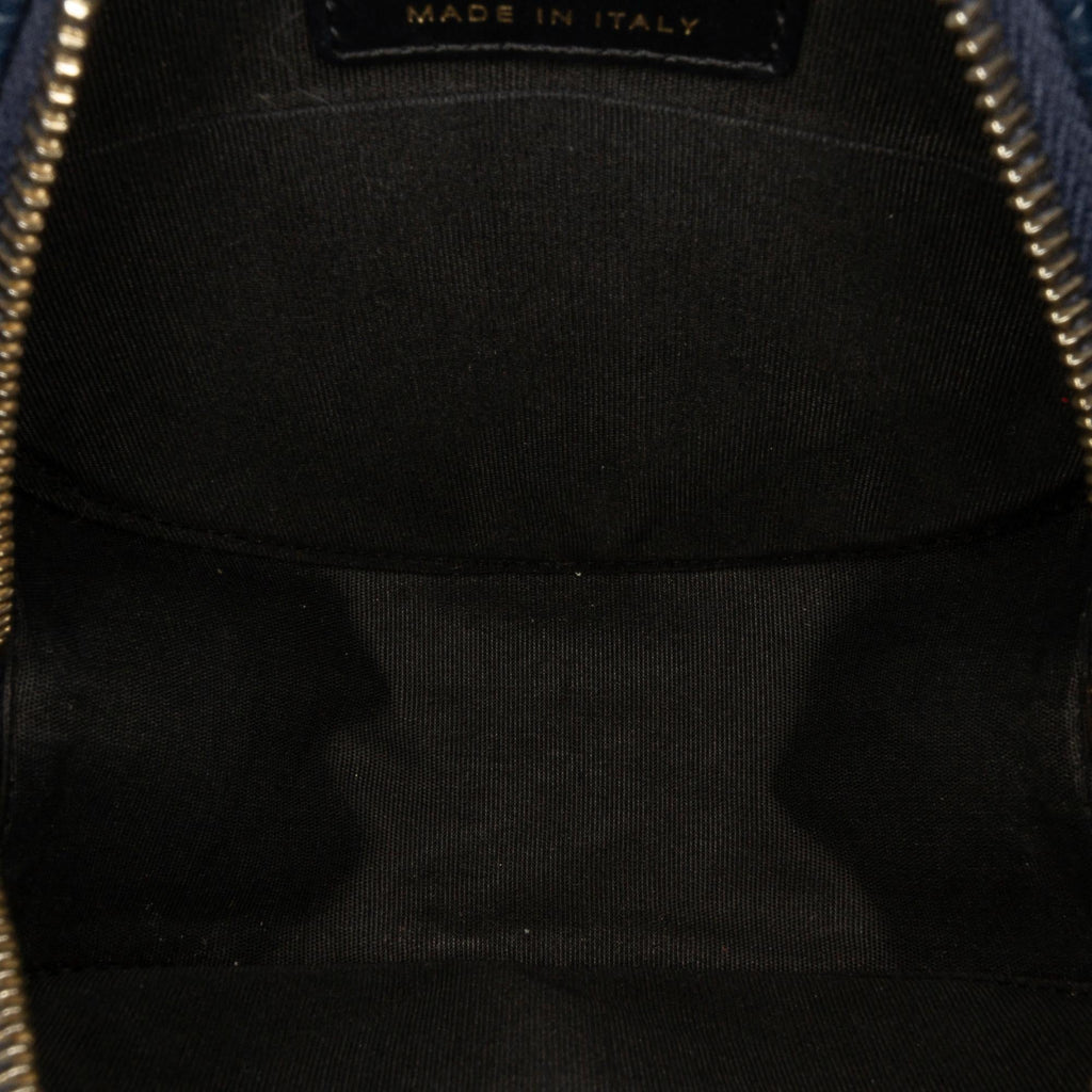 Chanel CC Filigree Caviar Round Crossbody Bag (SHG-iNuYvT)