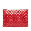 Chanel CC Quilted Patent Leather O Case (SHG-b3vxmg)