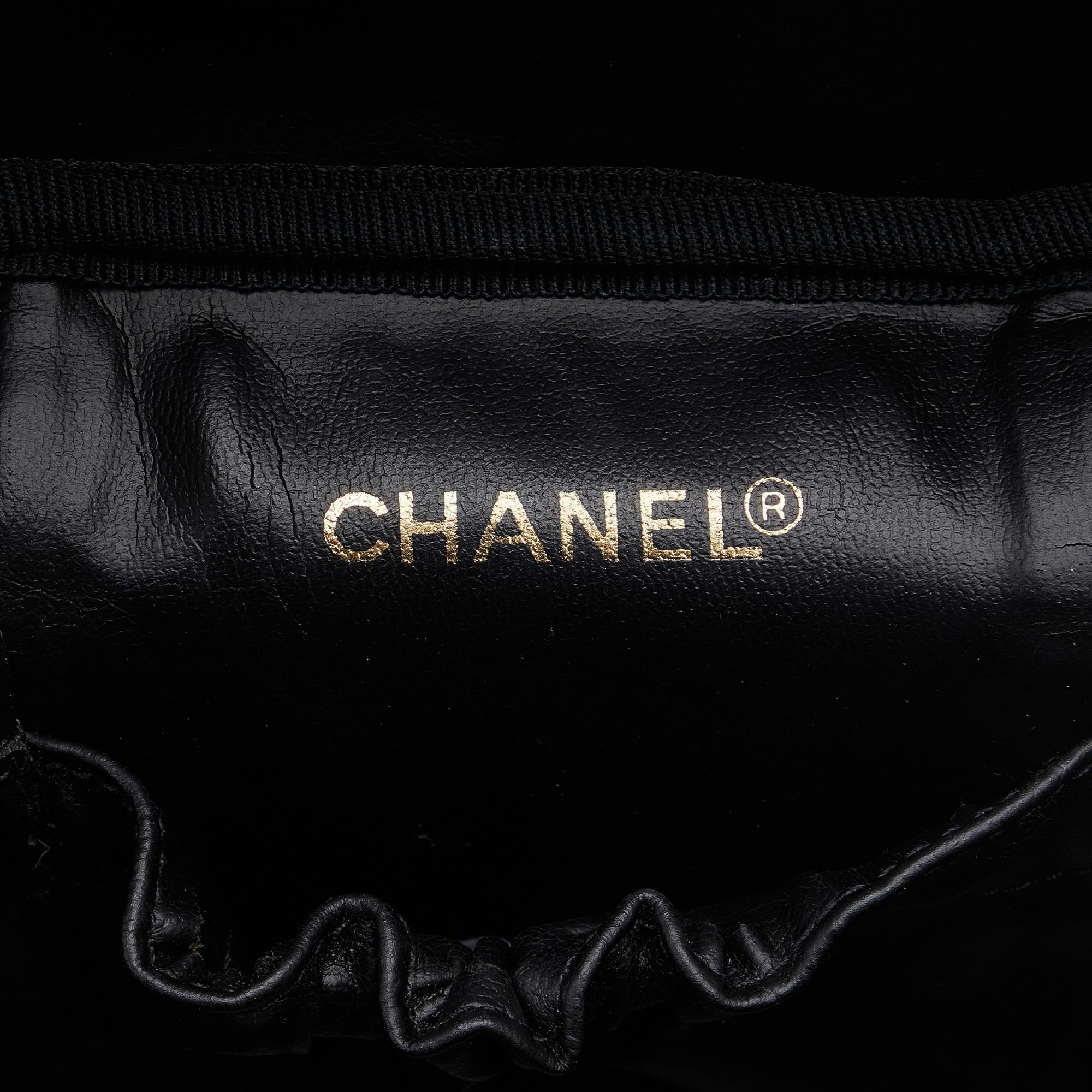 Chanel CC Vanity Bag (SHG-7Cp7ki)