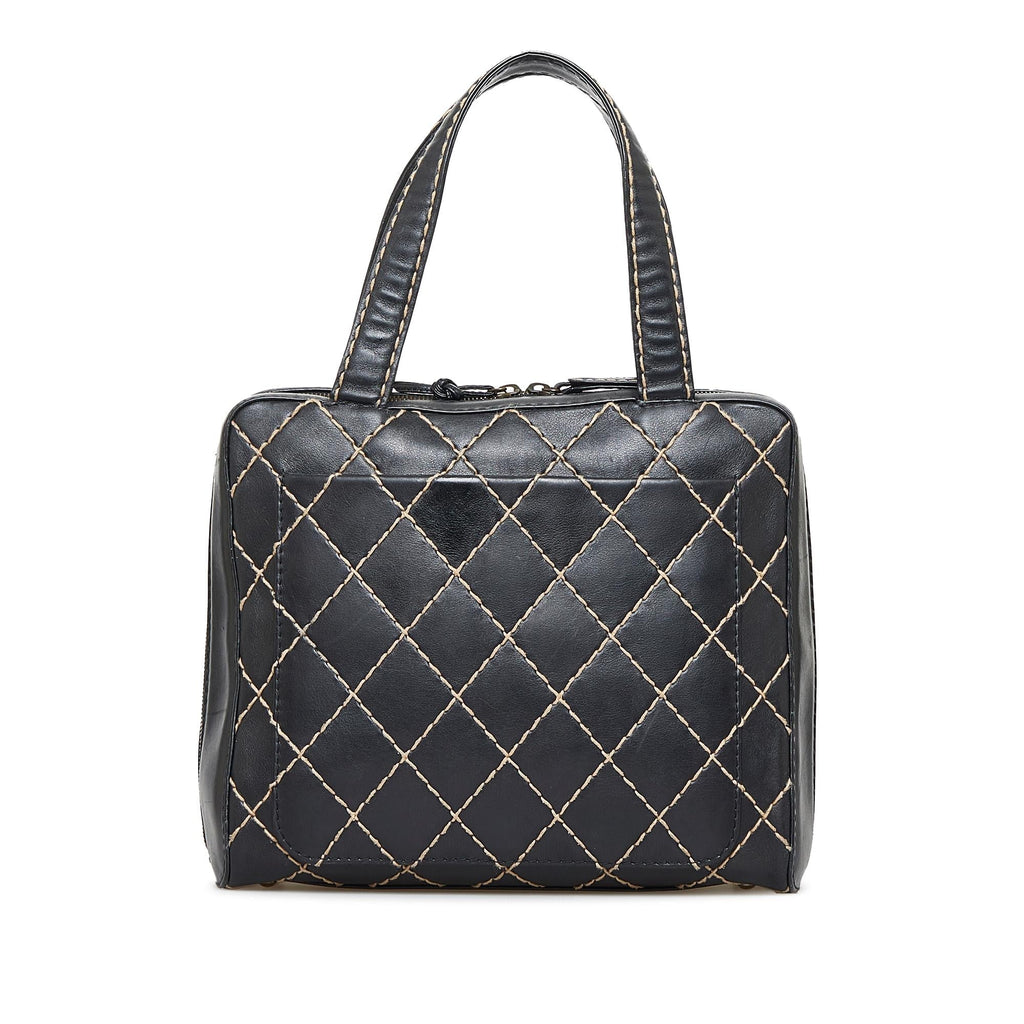 Chanel CC Wild Stitch Handbag (SHG-vbWh5u)