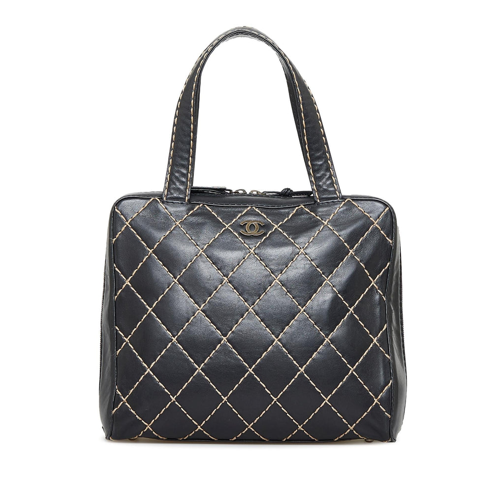 Chanel CC Wild Stitch Handbag (SHG-vbWh5u)