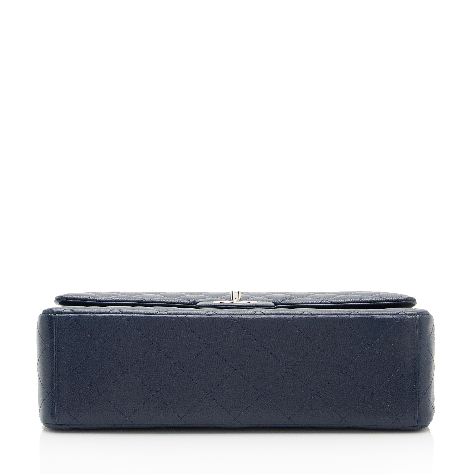 Chanel Caviar Leather Classic Maxi Double Flap Bag (SHF-U7Rzaz)
