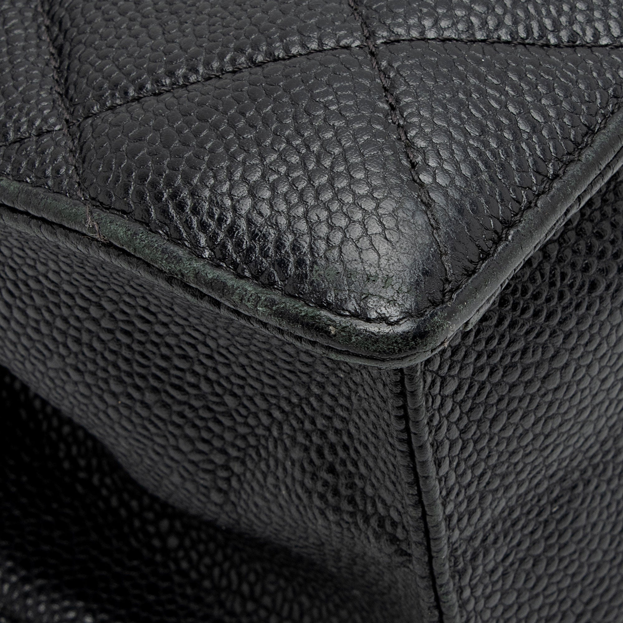 Chanel Caviar Leather Retro Class Medium Flap Bag (SHF-6qTNHe)