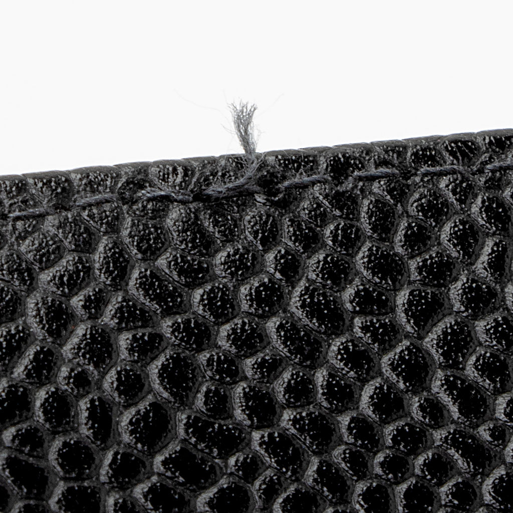 Chanel Caviar Leather Timeless CC 6 Key Holder (SHF-Fyokbl)