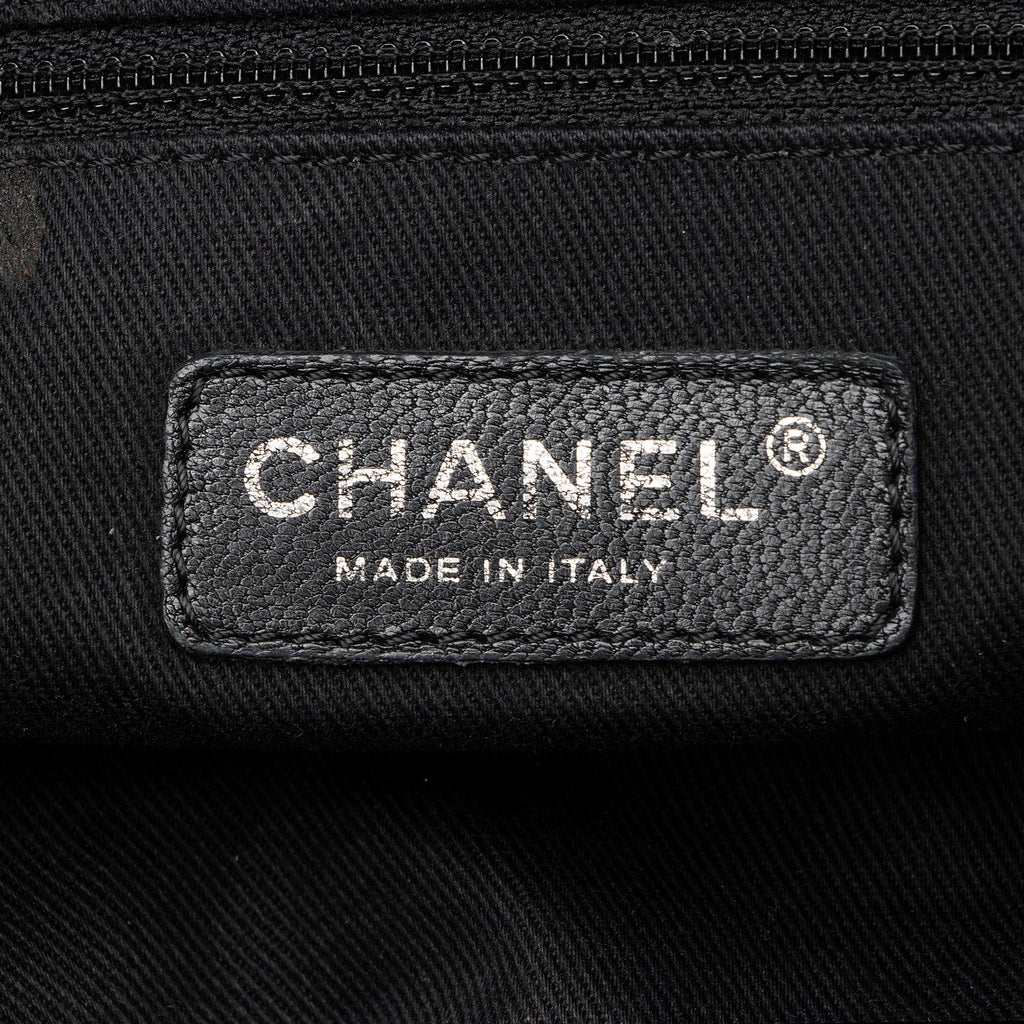 Chanel Caviar Leather Timeless CC Soft Large Tote (SHF-23601)