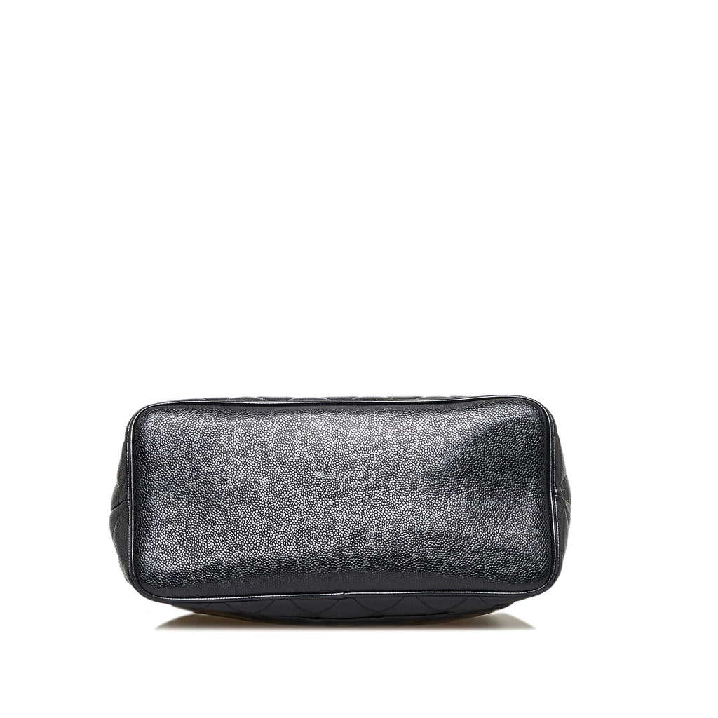 Chanel Caviar Medallion Tote (SHG-coQ4k7)