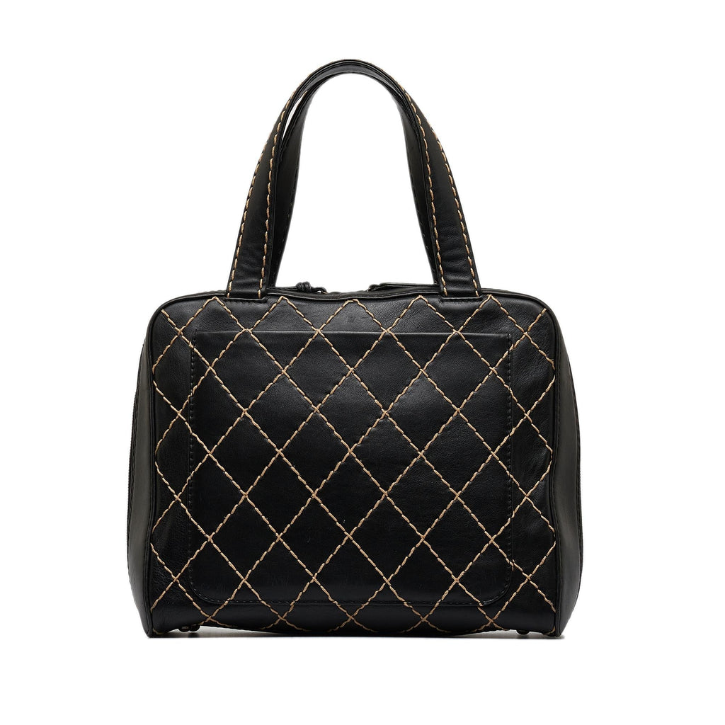 Chanel Cc Wild Stitch Handbag (SHG-fSzRiQ)