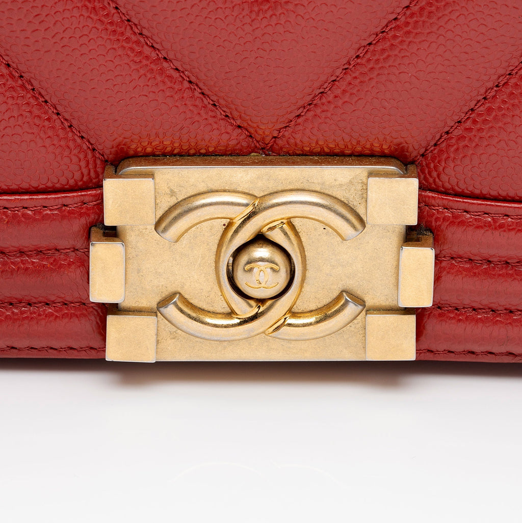 Chanel Chevron Caviar Leather Old Medium Boy Bag (SHF-PRQKC9)