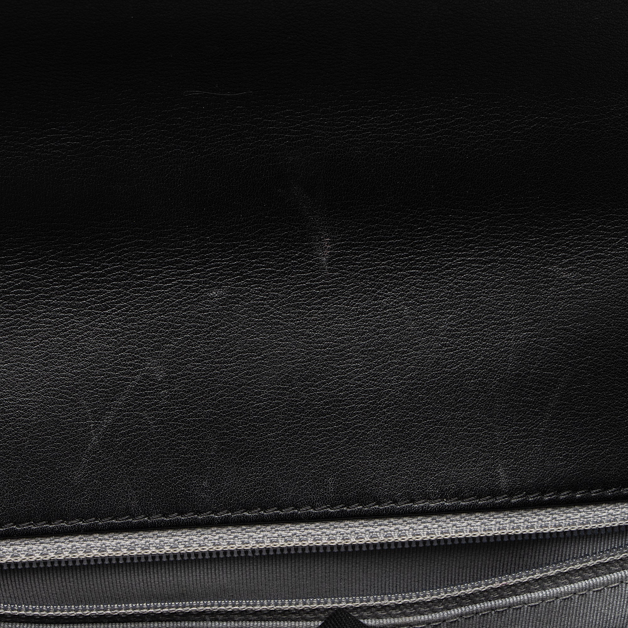 Chanel Chevron Lambskin New Medium Boy Bag (SHF-23076)