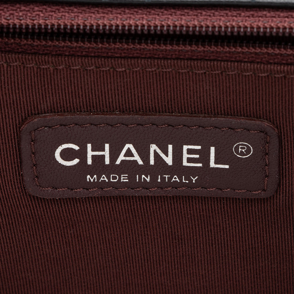 Chanel Chevron Wrinkled Lambskin New Medium Boy Bag (SHF-rjzaUj)