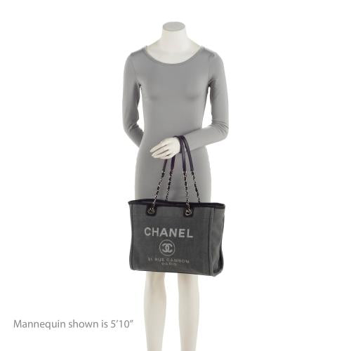 Chanel Denim Deauville Small Tote (SHF-TNnz1R)