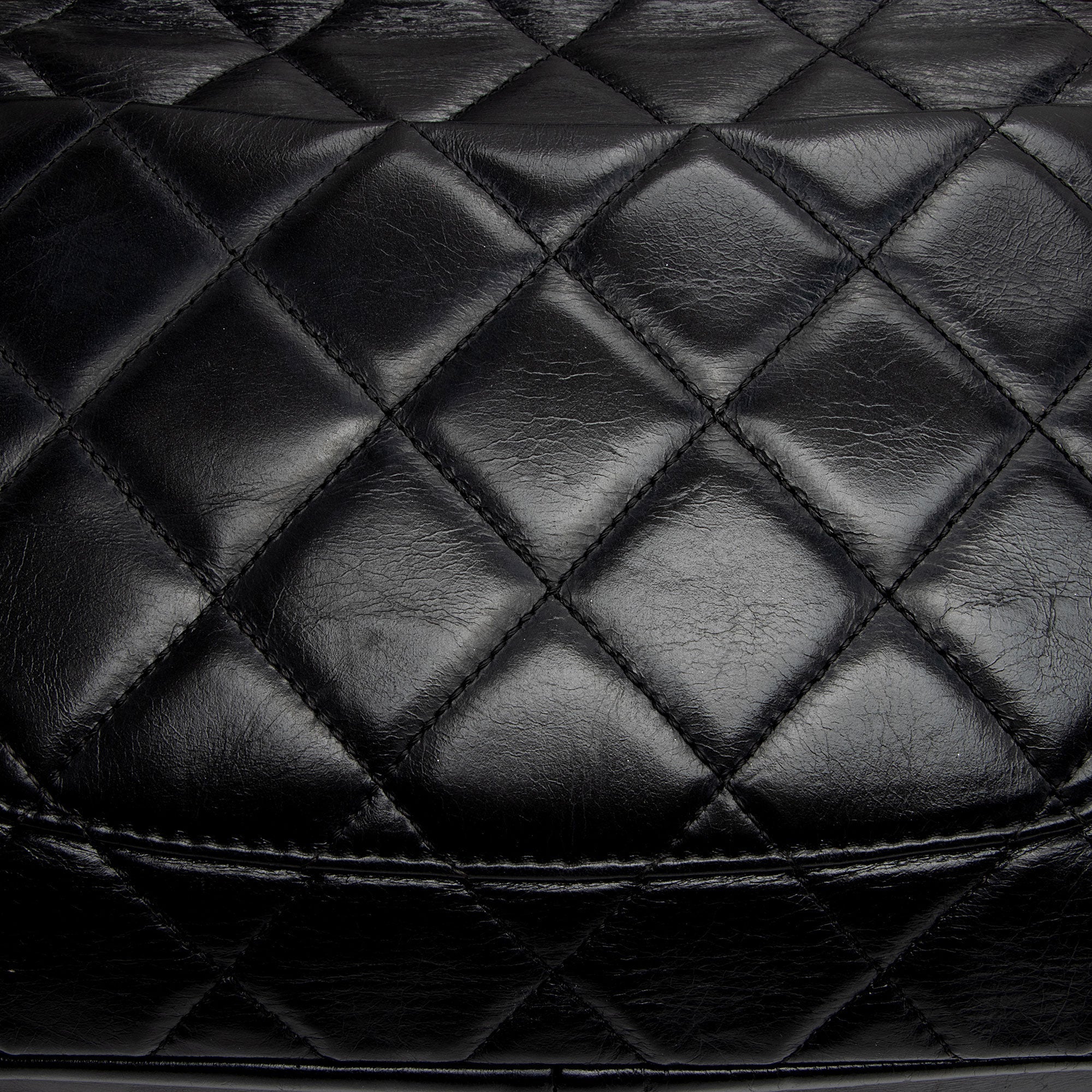 Chanel Glazed Calfskin CC Delivery Small Shopping Tote (SHF-AR0t7R)