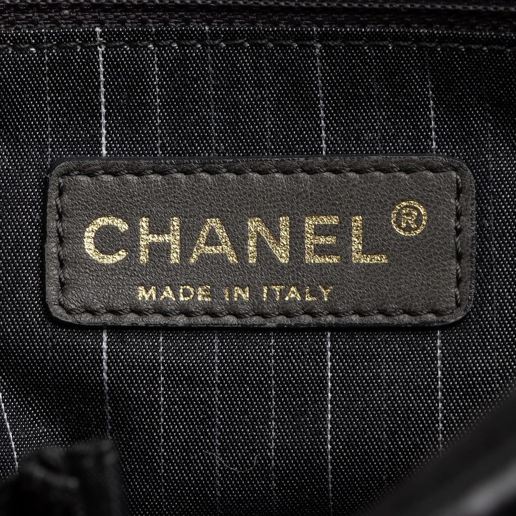 Chanel Glazed Calfskin Portobello Medium Tote (SHF-23347)