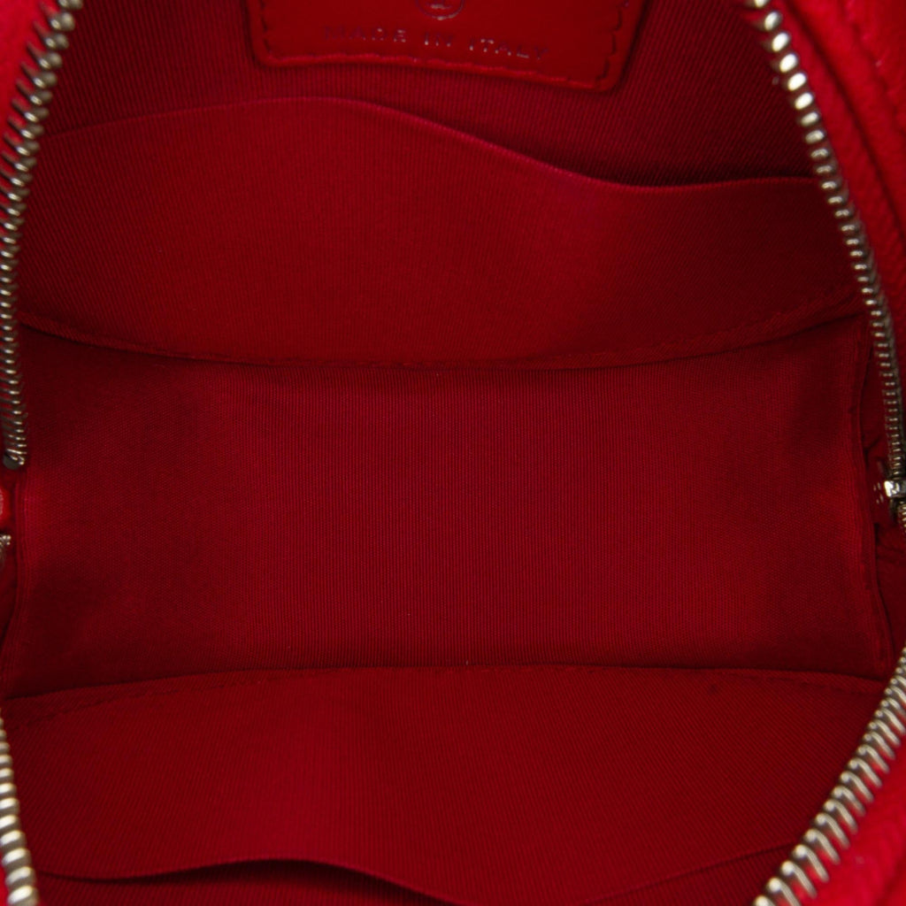 Chanel Goatskin Camellia Round Crossbody (SHG-CAN8CG)