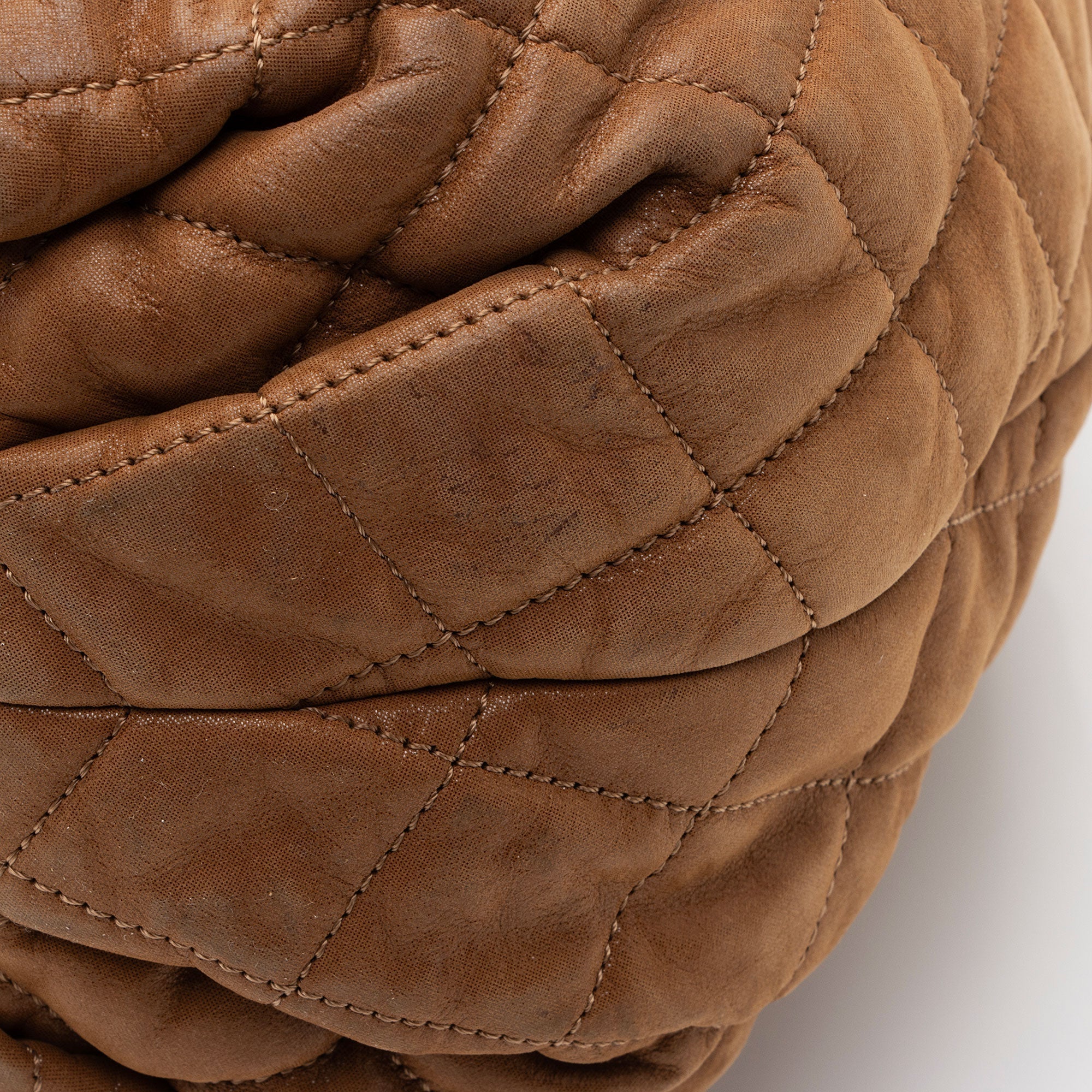 Chanel Iridescent Calfskin In the Mix Bowler Small Tote (SHF-otOqlH)