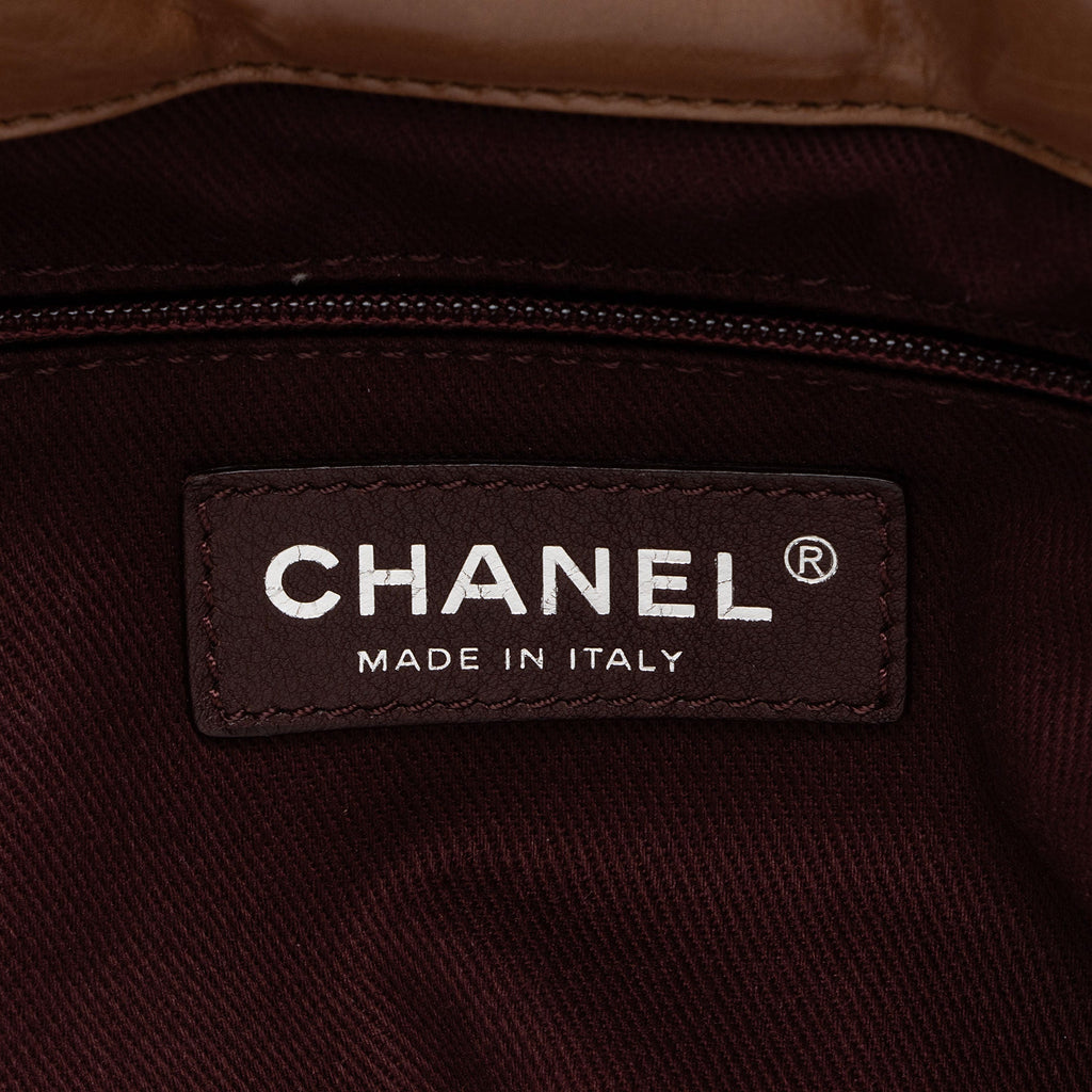 Chanel Iridescent Calfskin In the Mix Bowler Small Tote (SHF-otOqlH)