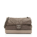 Chanel Iridescent Calfskin VIP Flap Bag (SHF-UvQfgO)