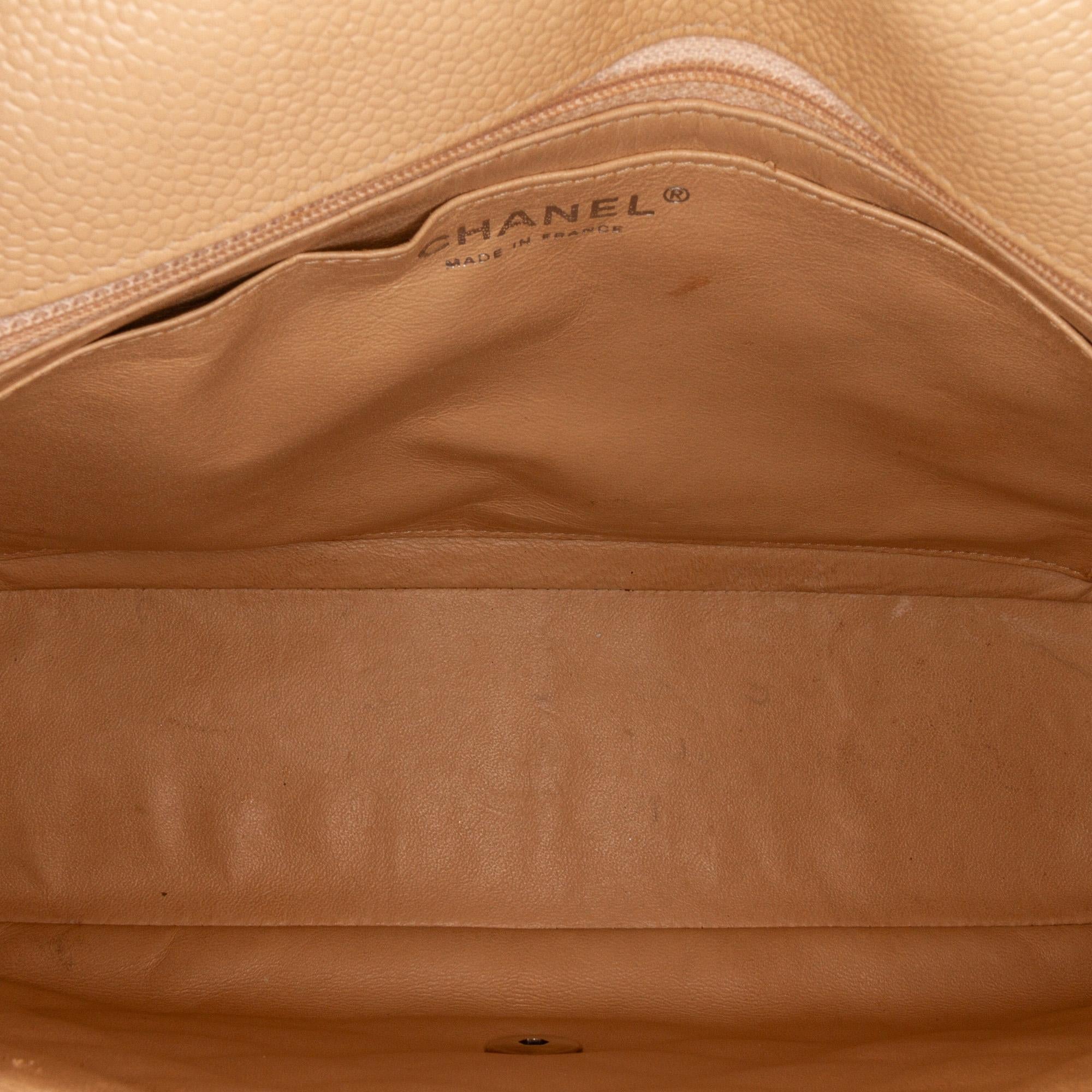 Chanel Jumbo Classic Caviar Single Flap Bag (SHG-HUCSq6)