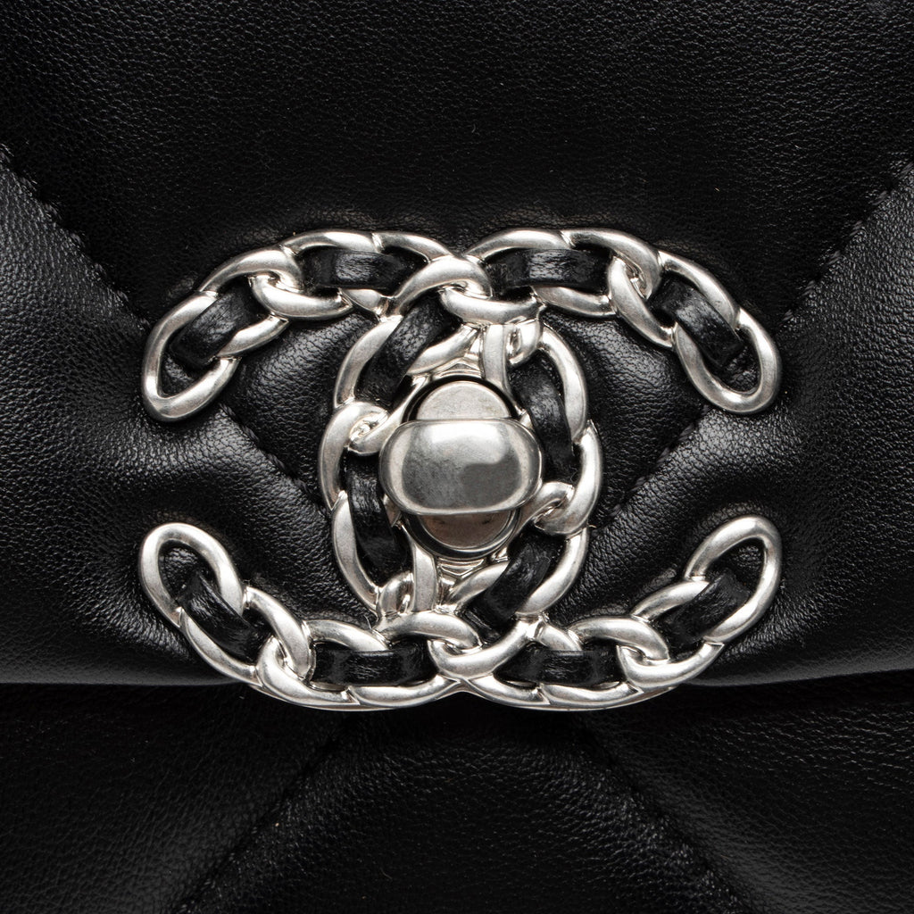 Chanel Lambskin 19 Medium Flap Shoulder Bag (SHF-boGp4i)