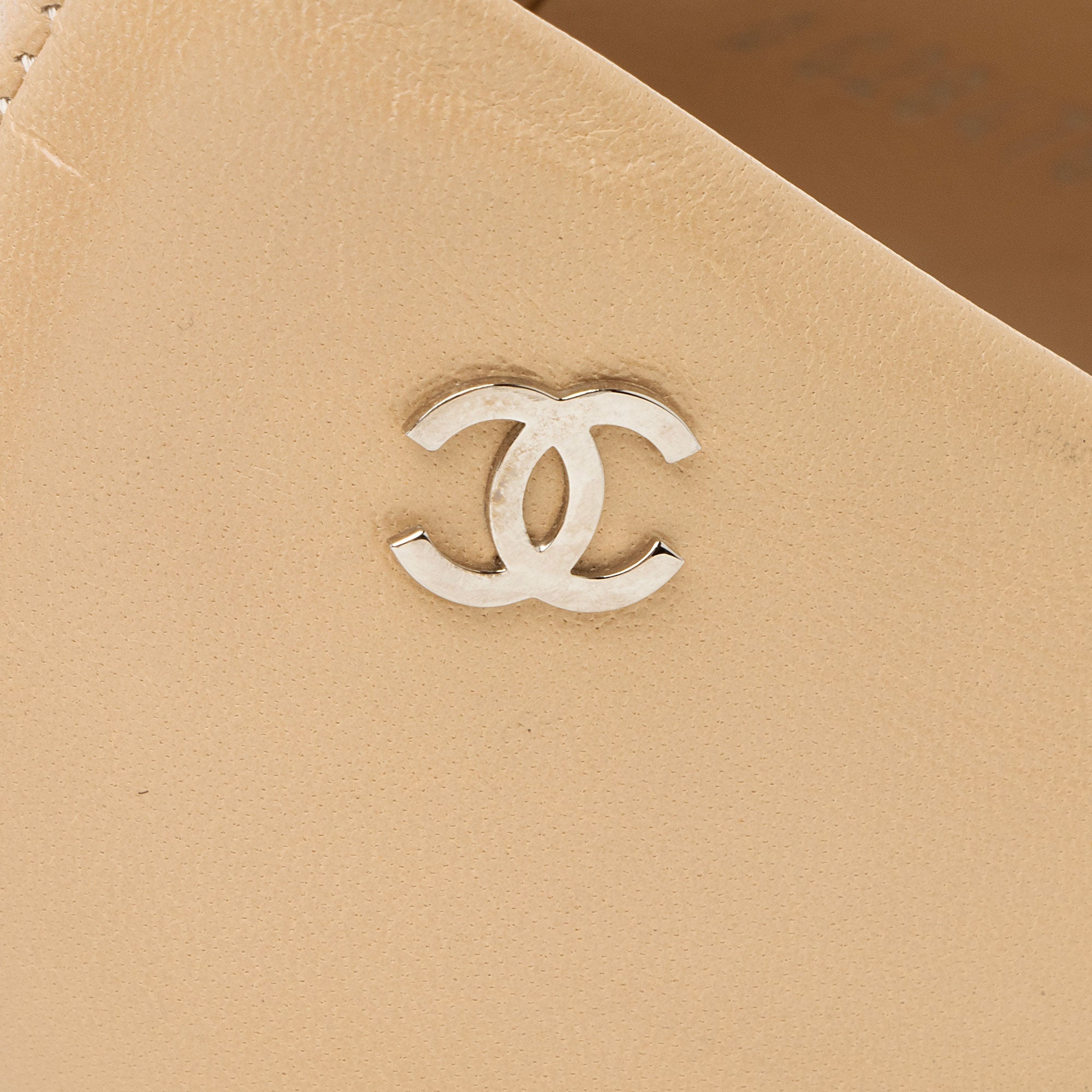 Chanel Lambskin CC Cap Toe Pumps - Size 7.5 / 37.5 (SHF-9StWx2)