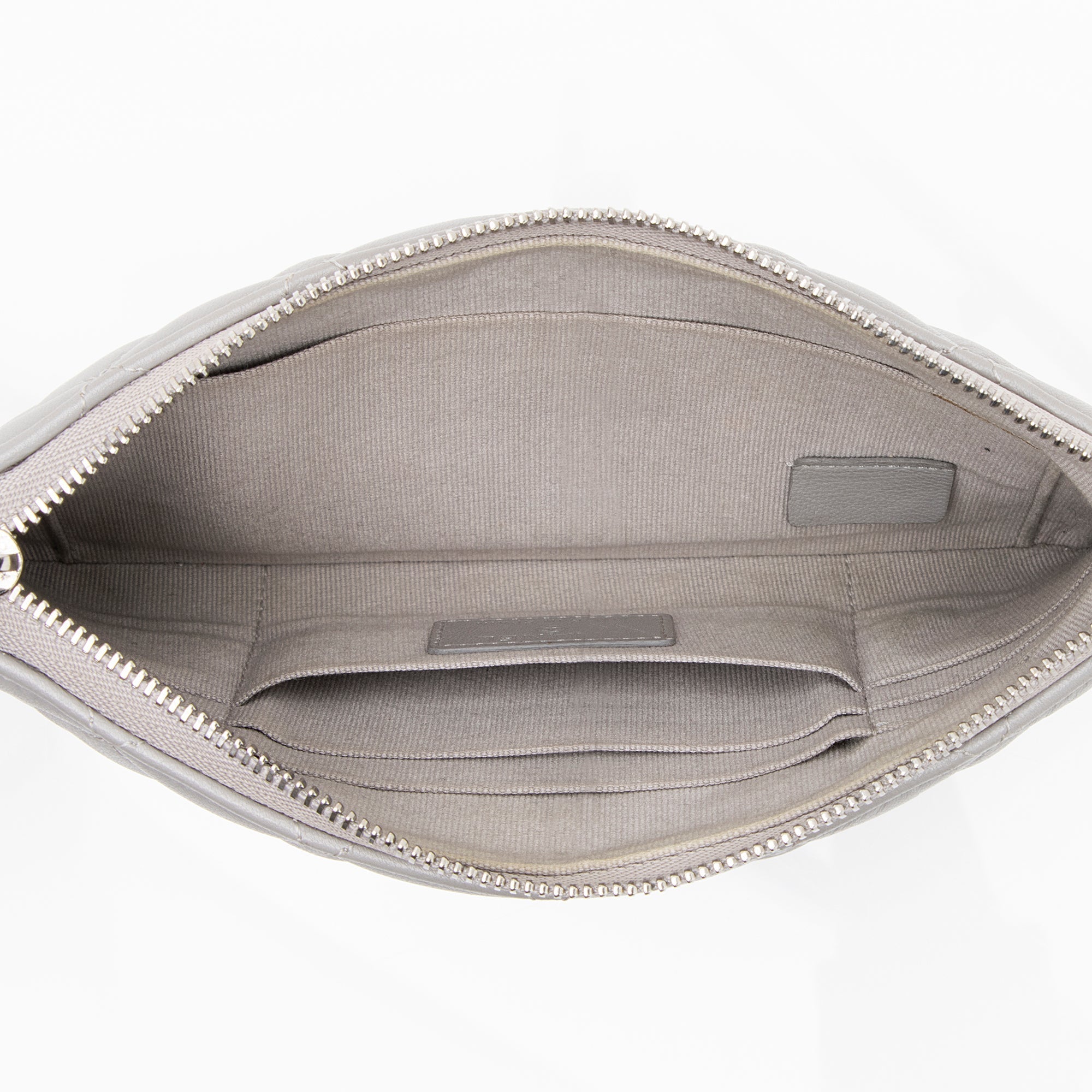 Chanel Lambskin CC Small Zipped Pouch (SHF-23767)