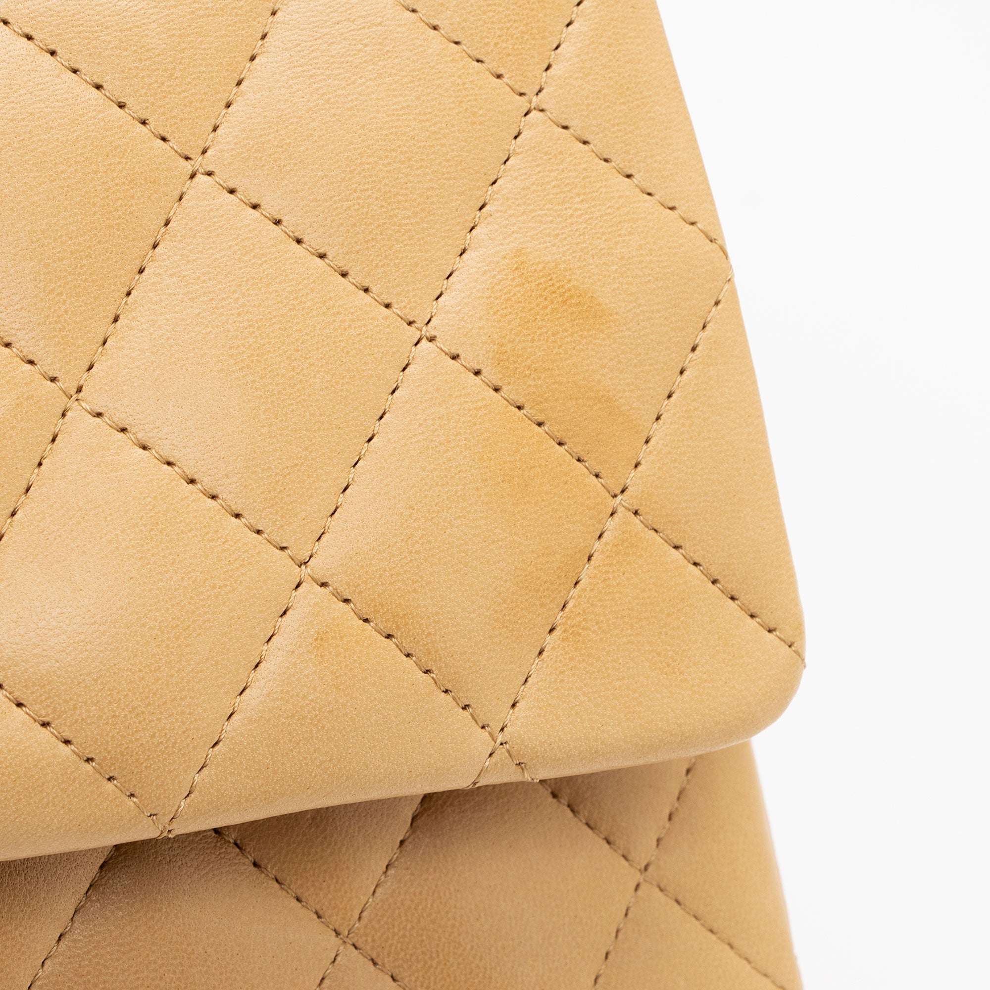 Chanel Lambskin Classic Medium Double Flap Bag (SHF-PLkziN)