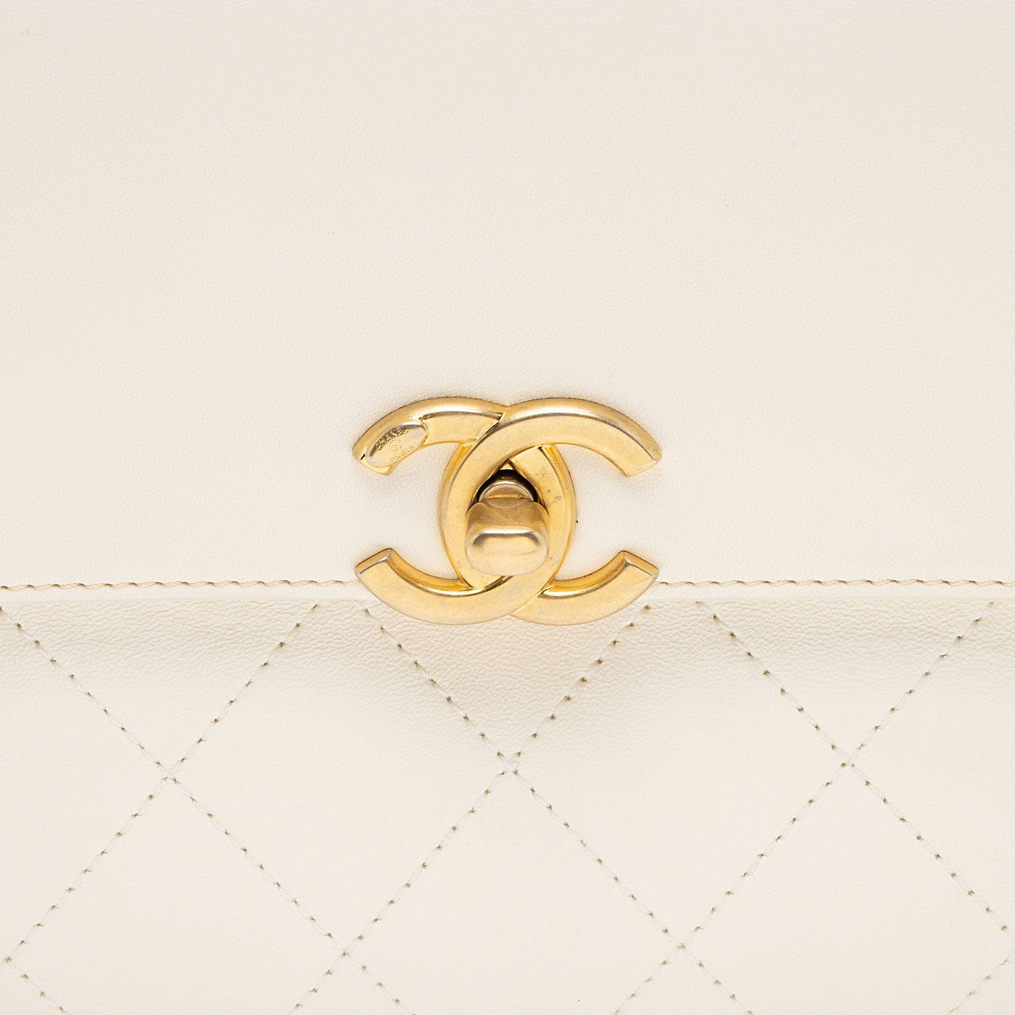 Chanel Lambskin Coco Lux Small Flap Bag (SHF-48E89g)