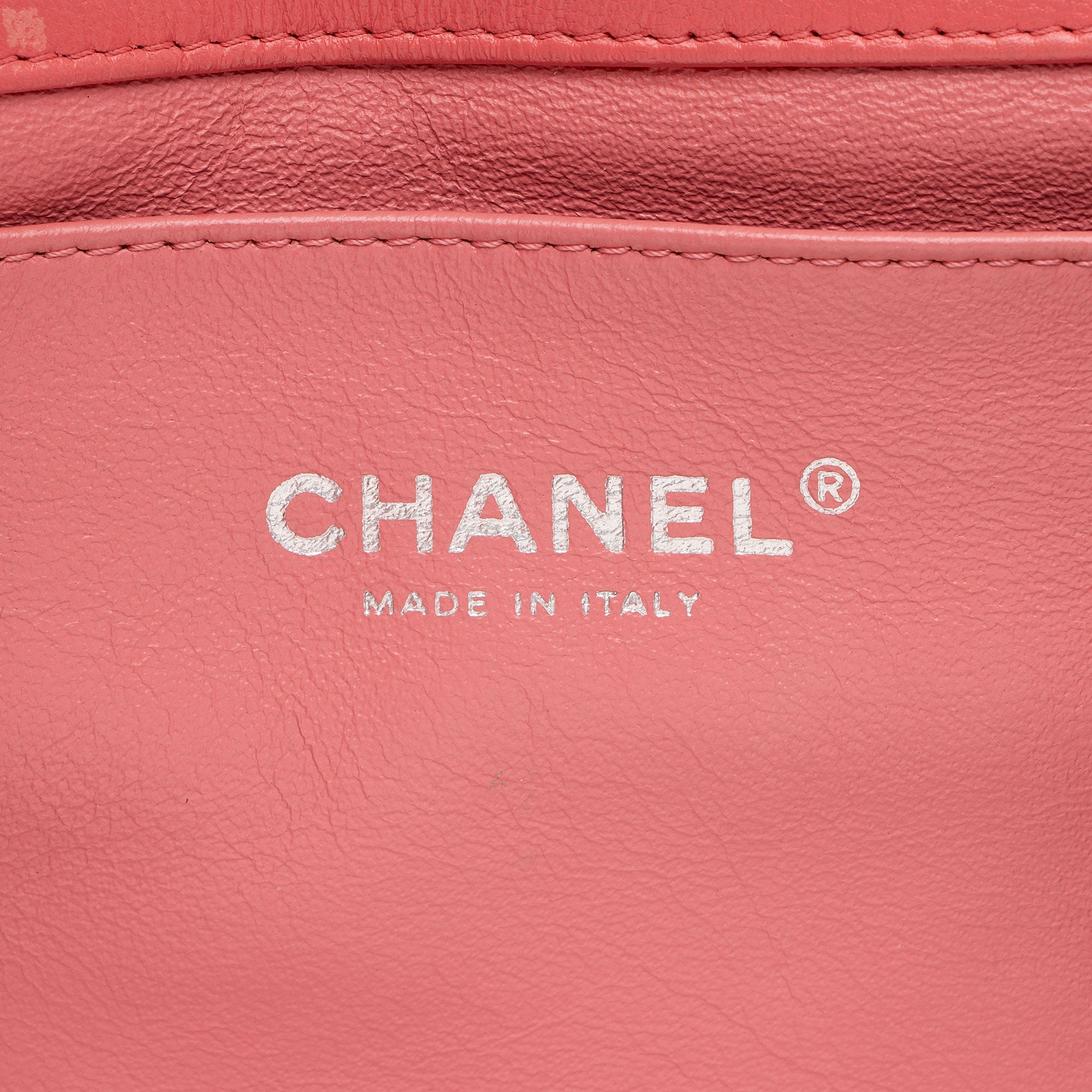 Chanel Lambskin Flap Clutch on Chain (SHF-1nJPM6)