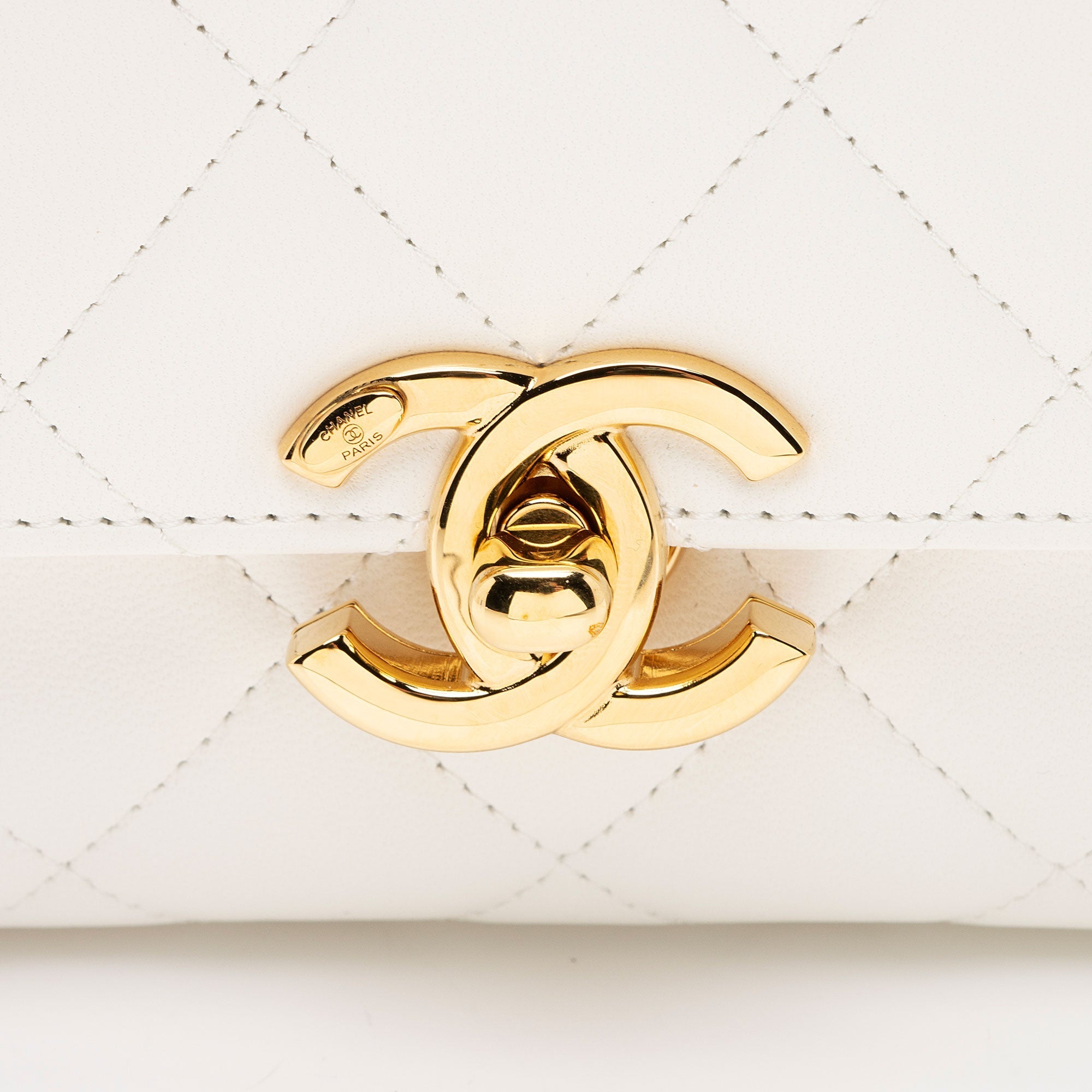 Chanel Lambskin Quilted Plate Top Handle Mini Flap Bag (SHF-l4OODl)
