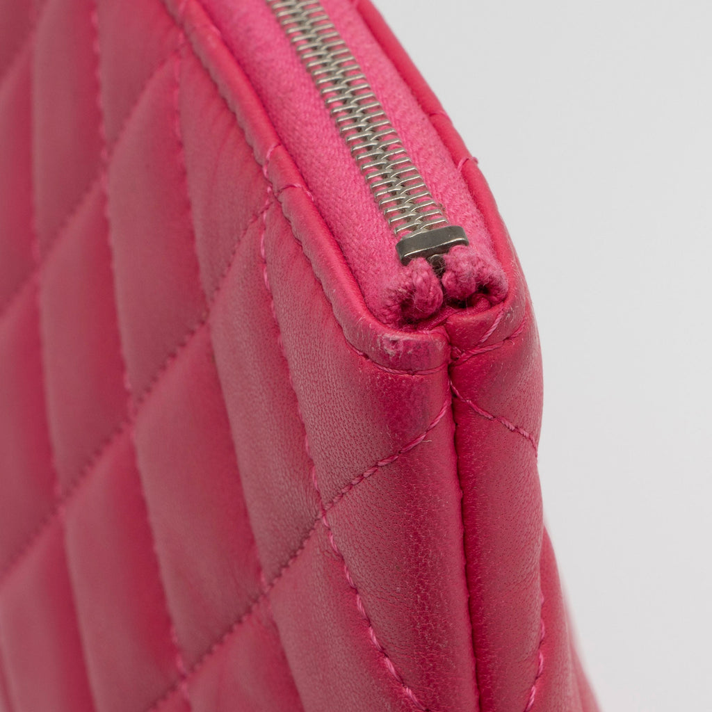 Chanel Lambskin Large O-Case (SHF-tCz0r4)