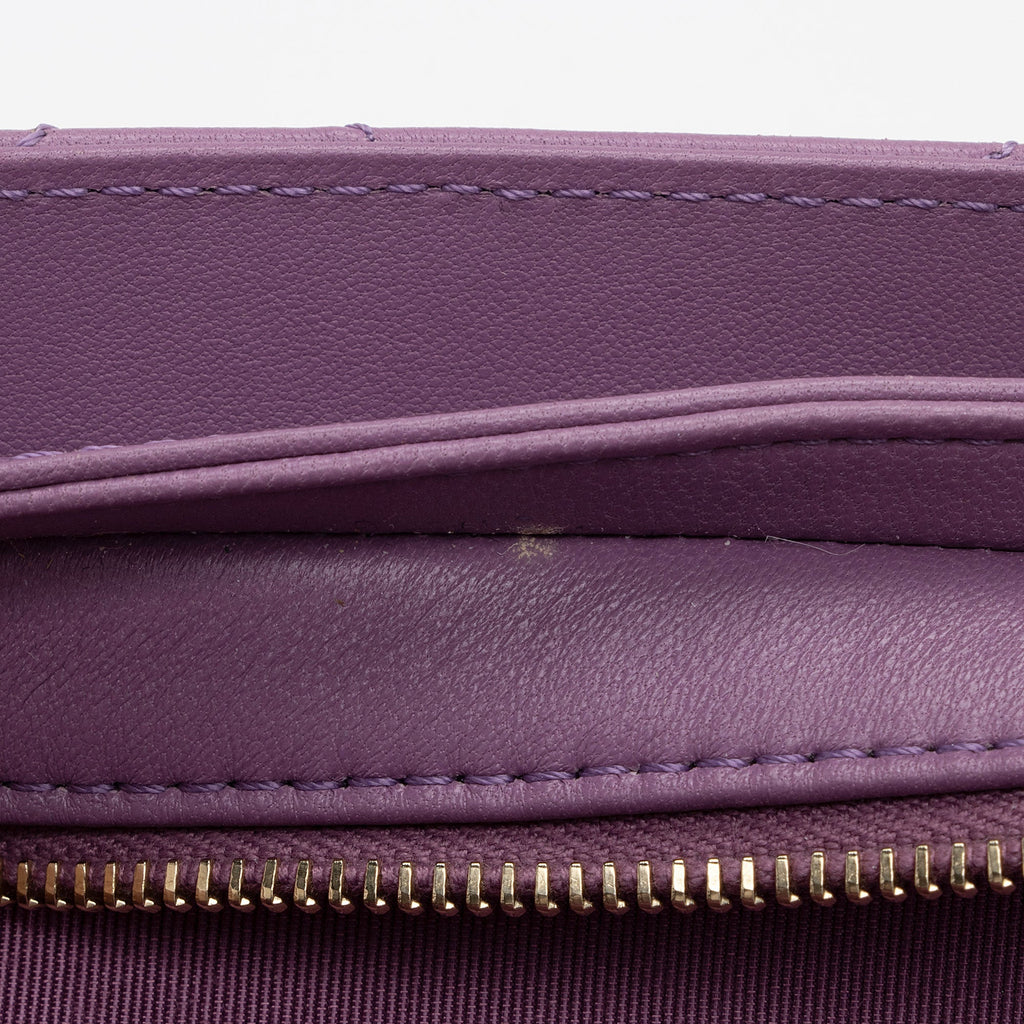 Chanel Lambskin Sleek & Chic Small Flap Bag (SHF-UMzeA2)