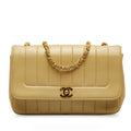 Chanel Lambskin Vertical Border Flap (SHG-oryF3k)
