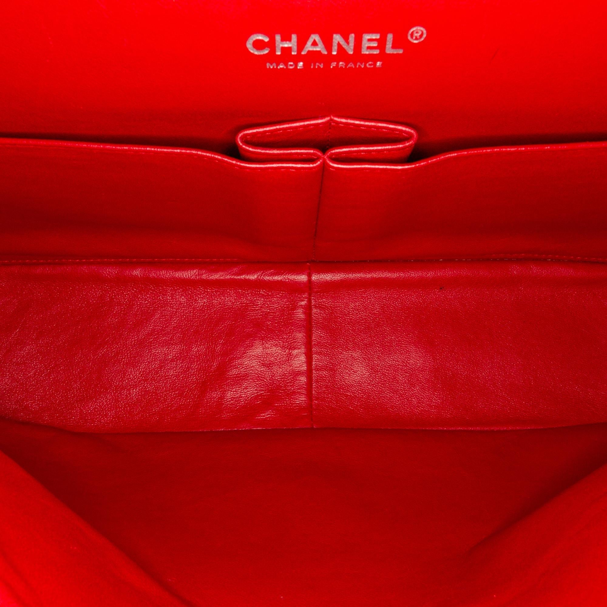 Chanel Maxi Classic Patent Leather Double Flap Bag (SHG-91zs9Y)