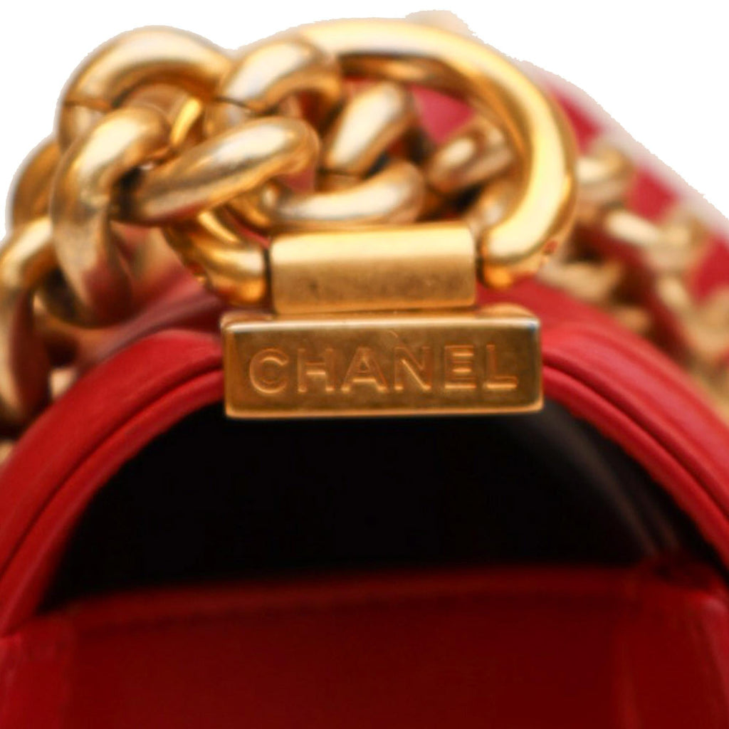Chanel Medium Boy Flap Bag (SHG-5hHM2a)