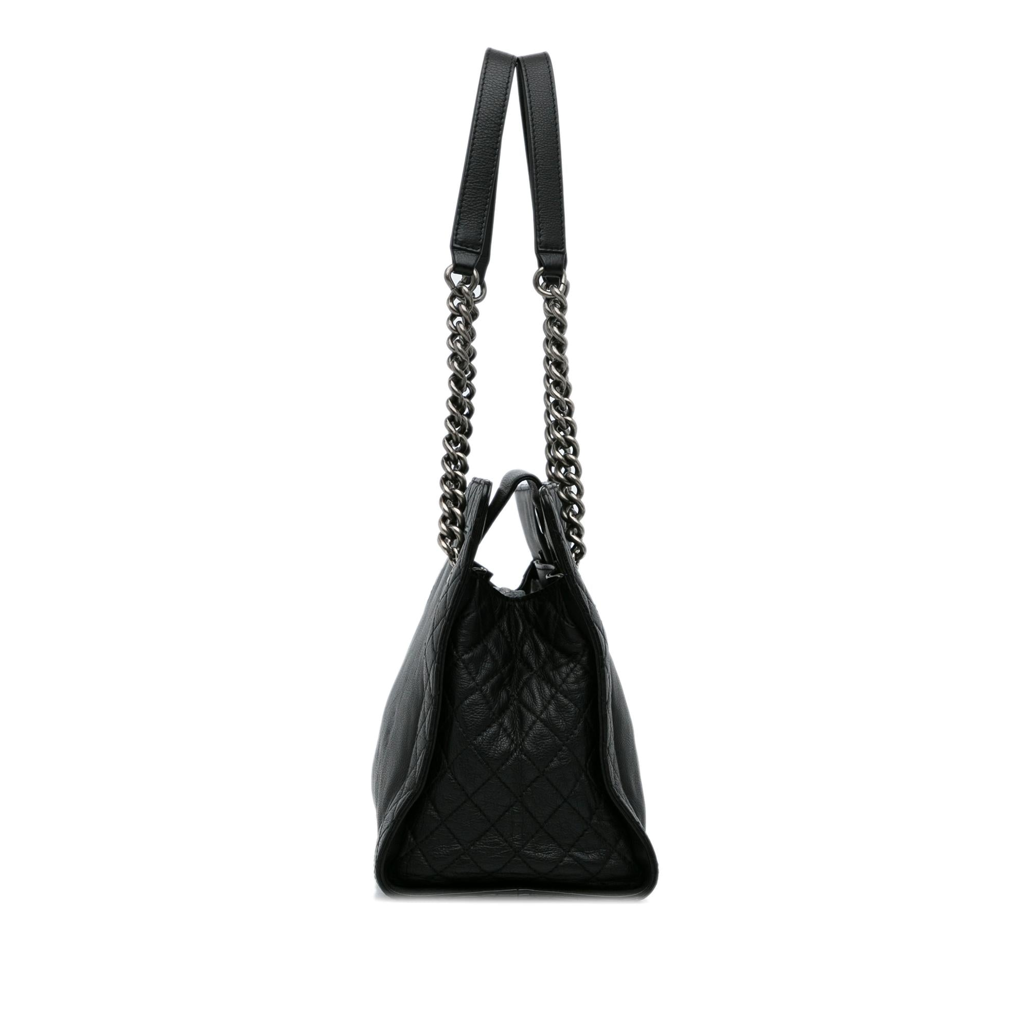 Chanel Medium Calfskin Boy Reverso Shopping Tote (SHG-odyl7T)