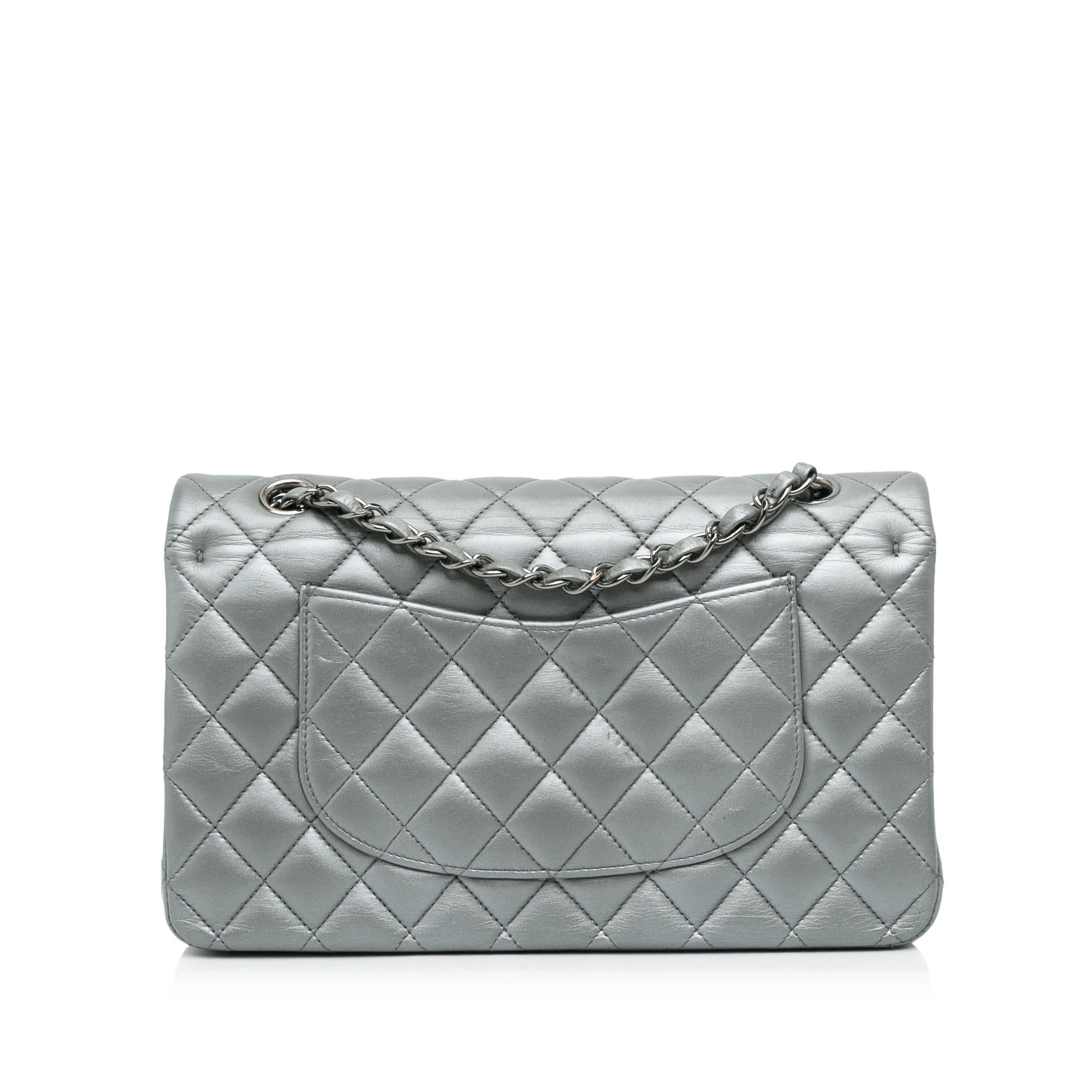 Chanel Medium Classic Lambskin Double Flap (SHG-W9RPF1)